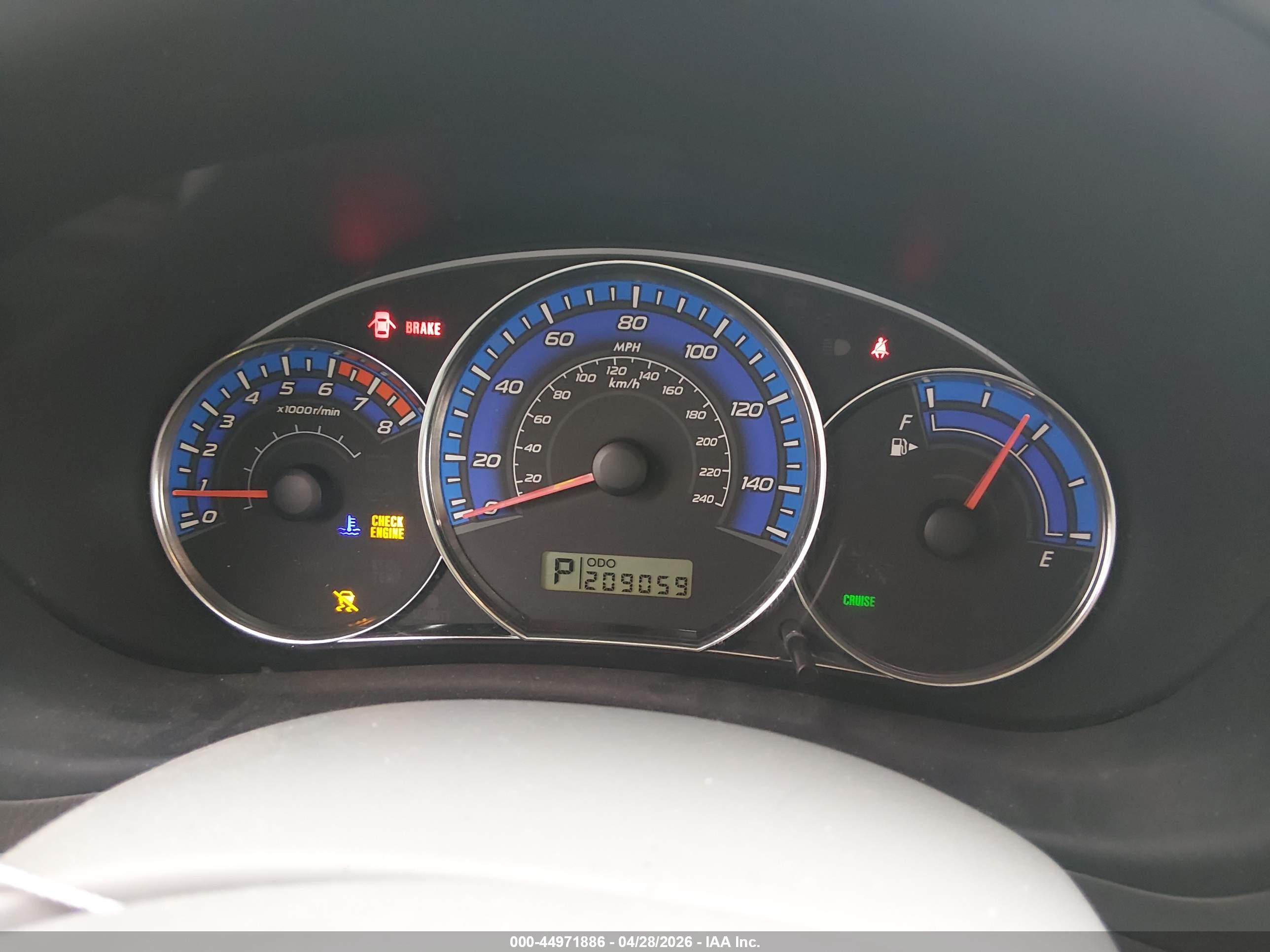 SUBARU FORESTER image 7