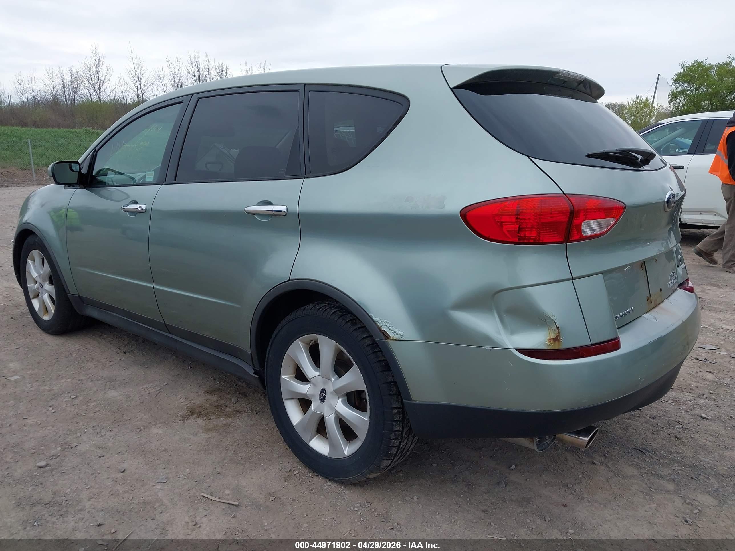 SUBARU B9 image 3