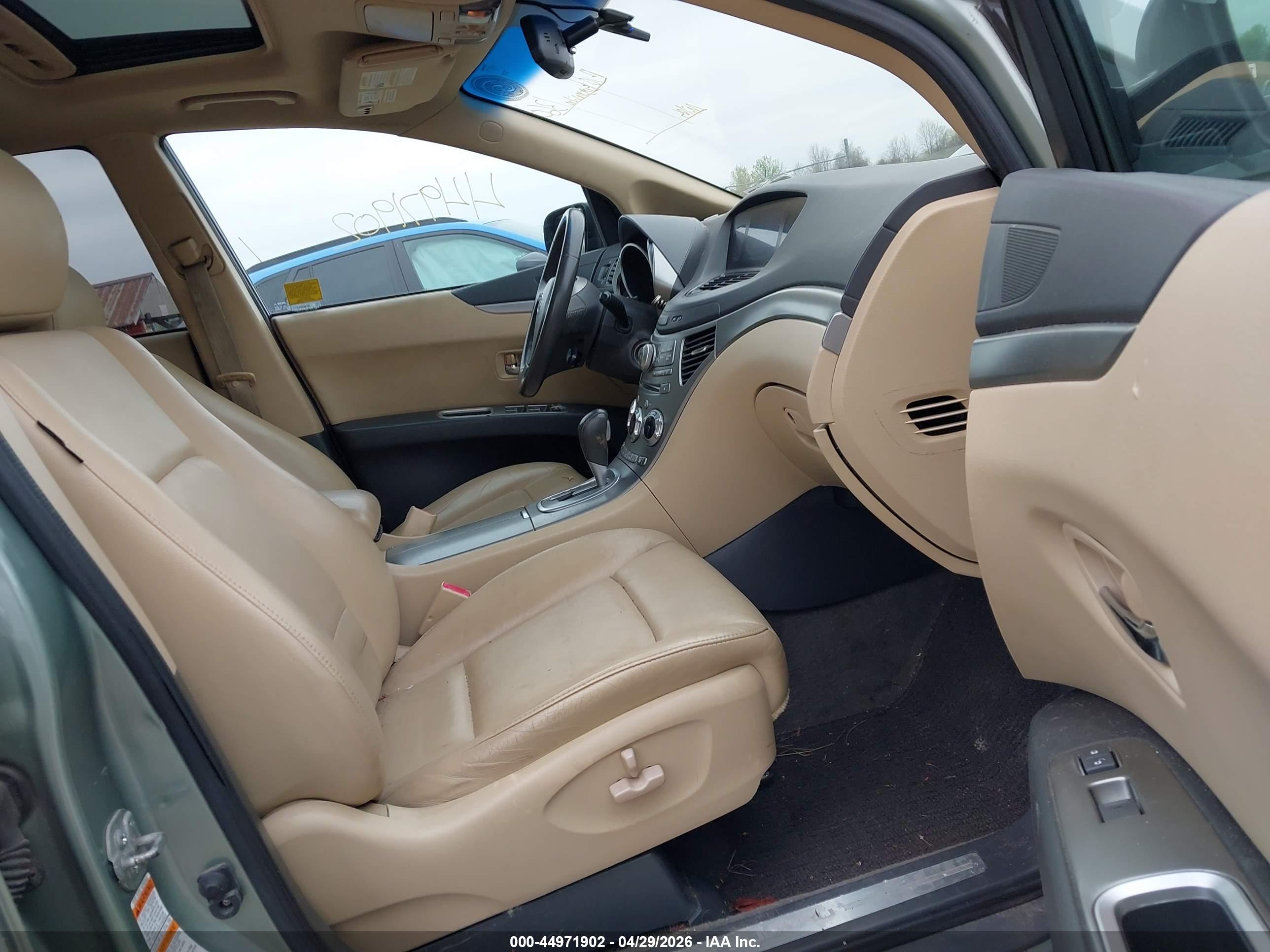 SUBARU B9 image 5