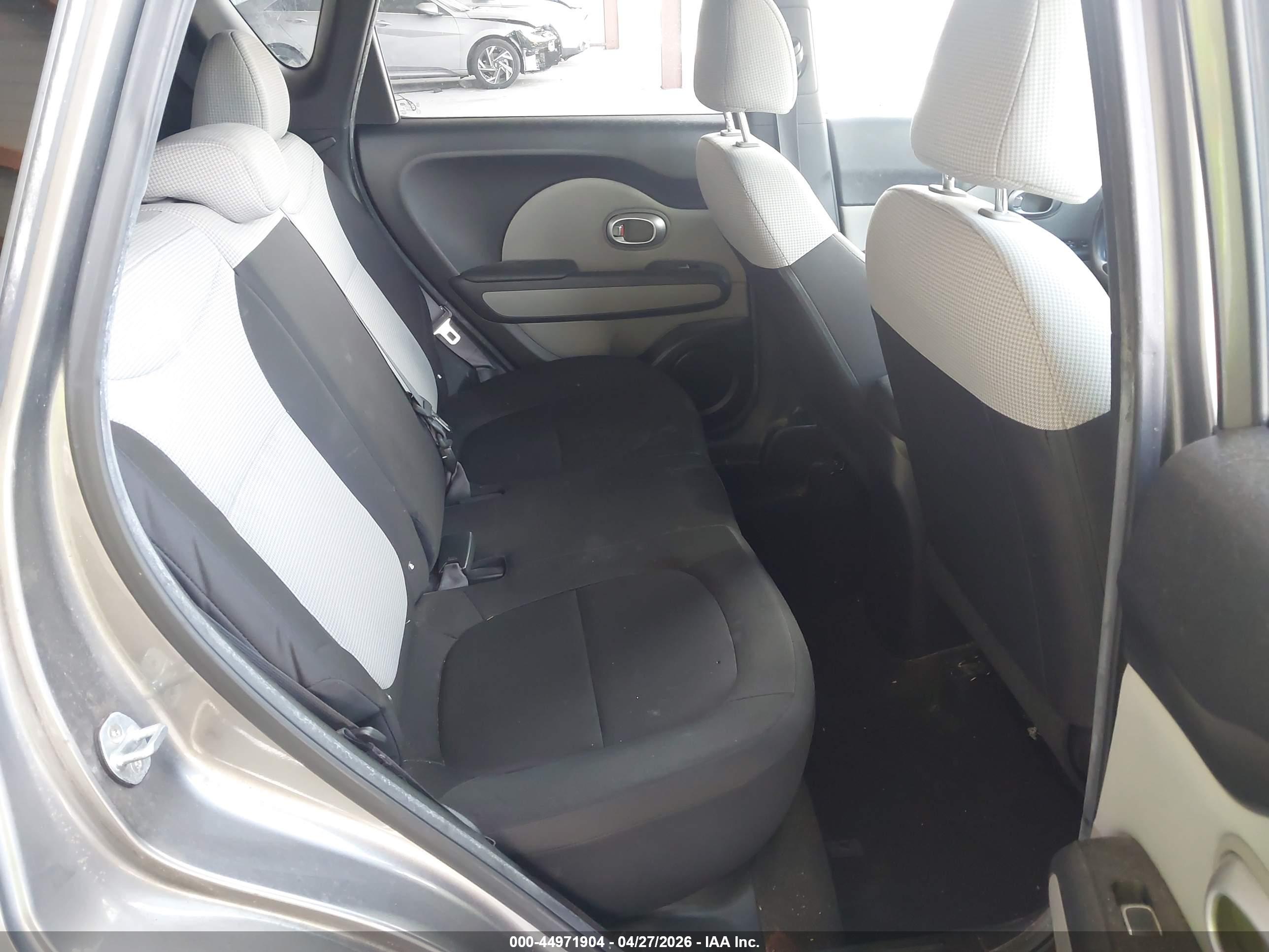 KIA SOUL image 8