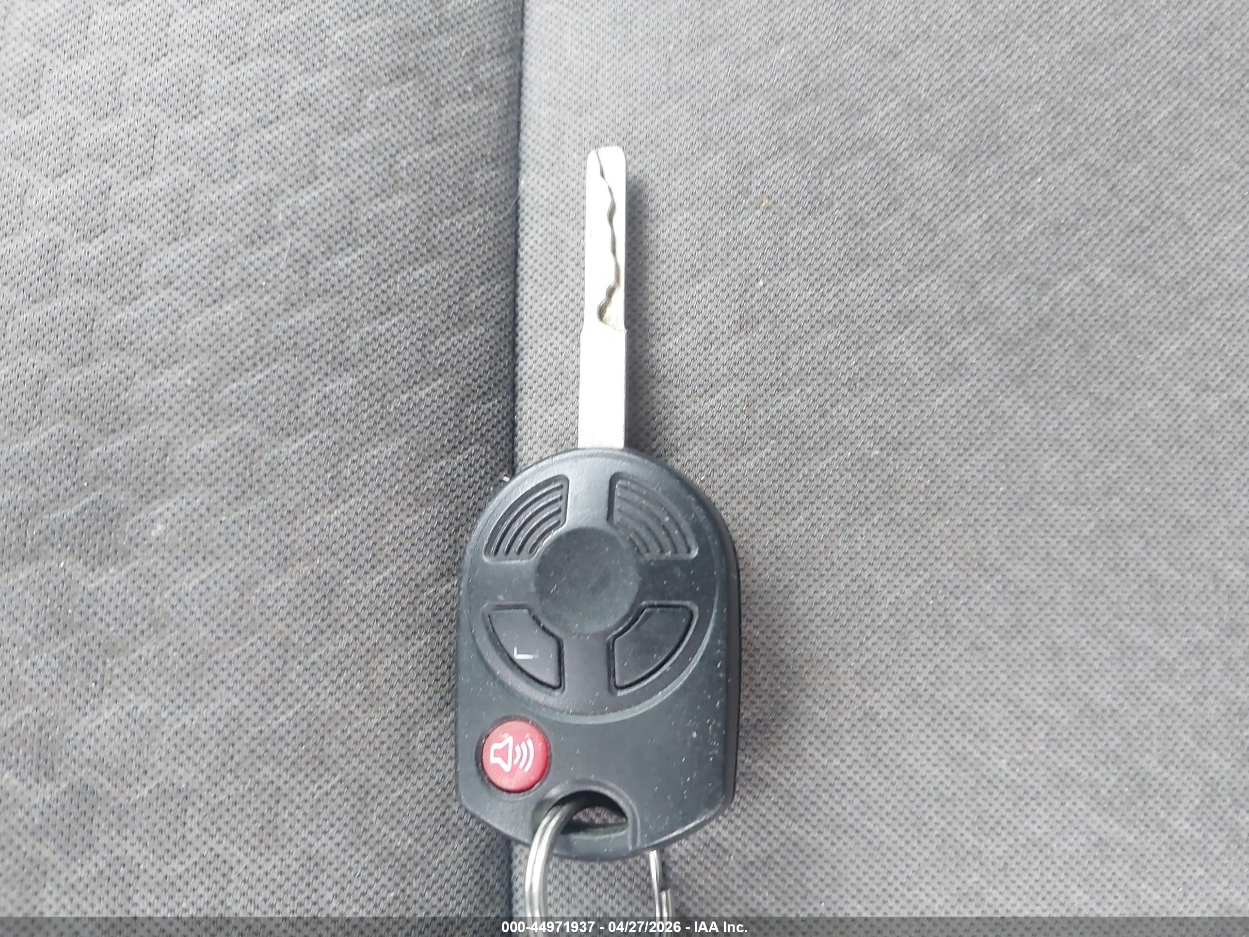 FORD ESCAPE image 11