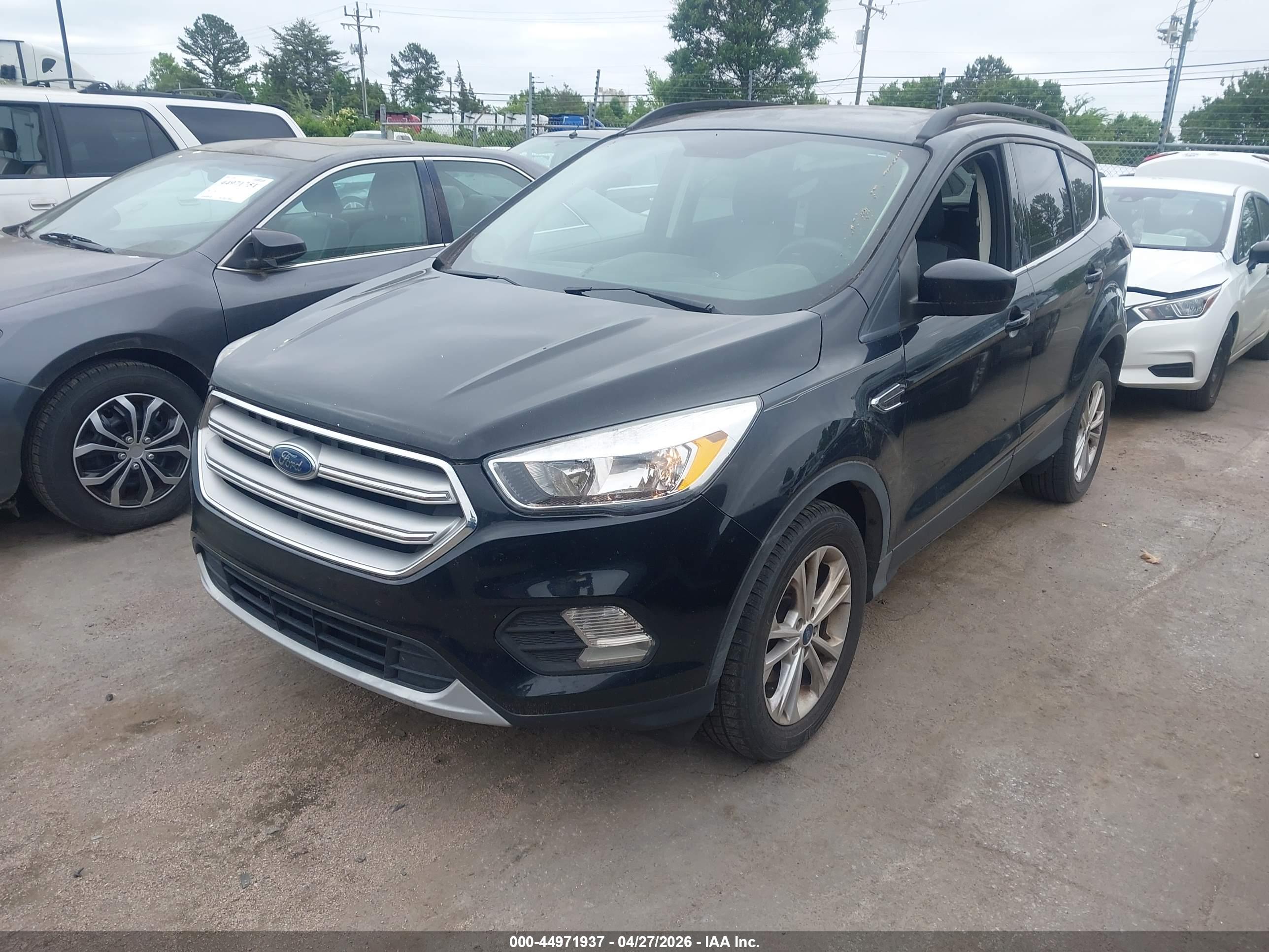 FORD ESCAPE image 2