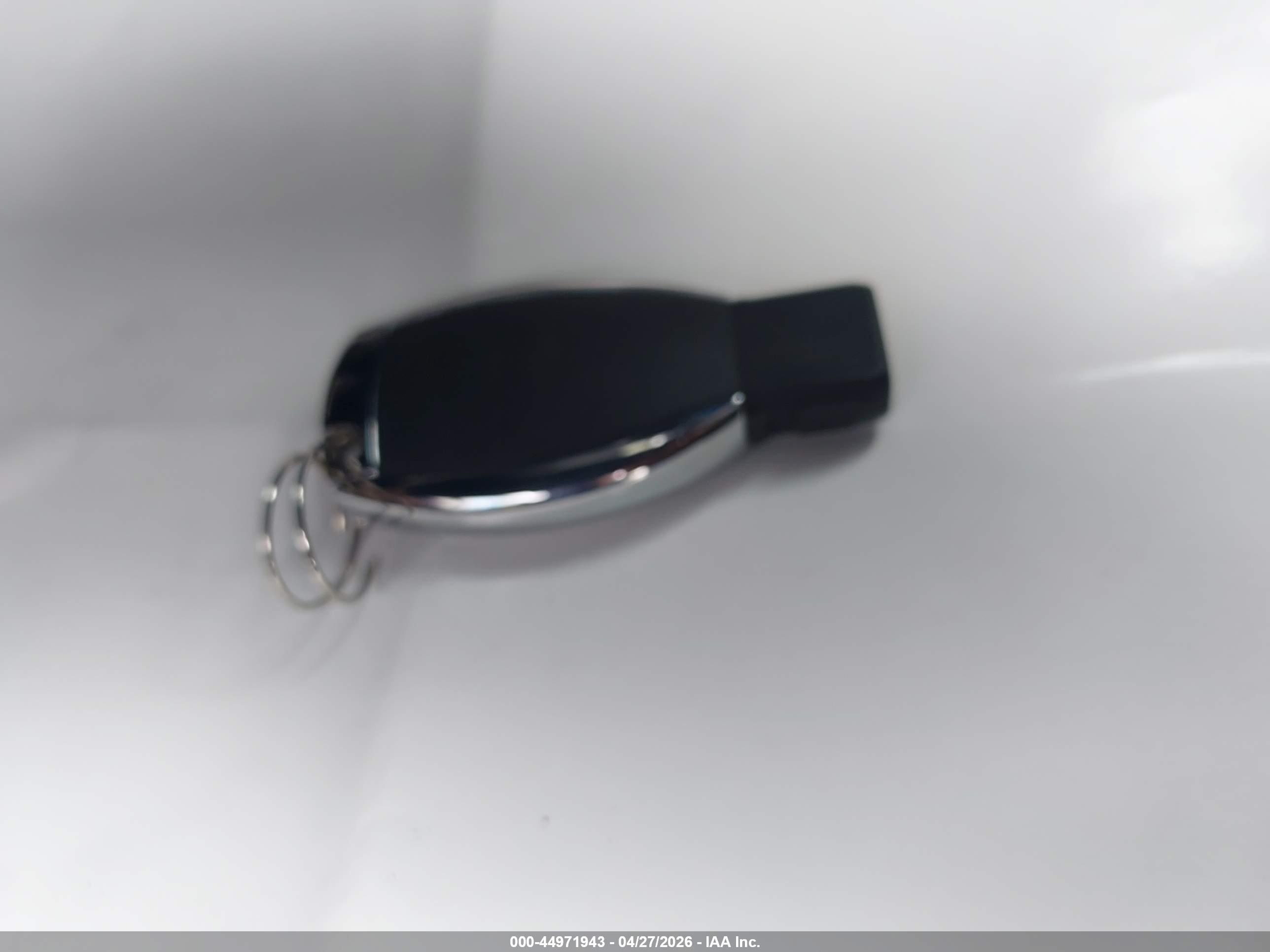 MERCEDES-BENZ C image 11