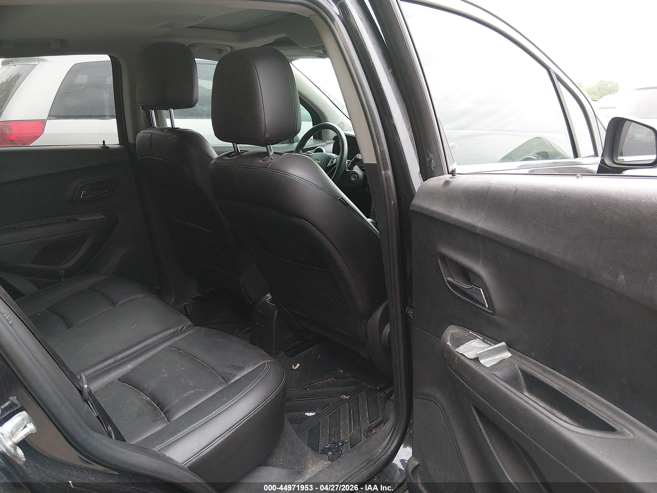CHEVROLET TRAX image 8