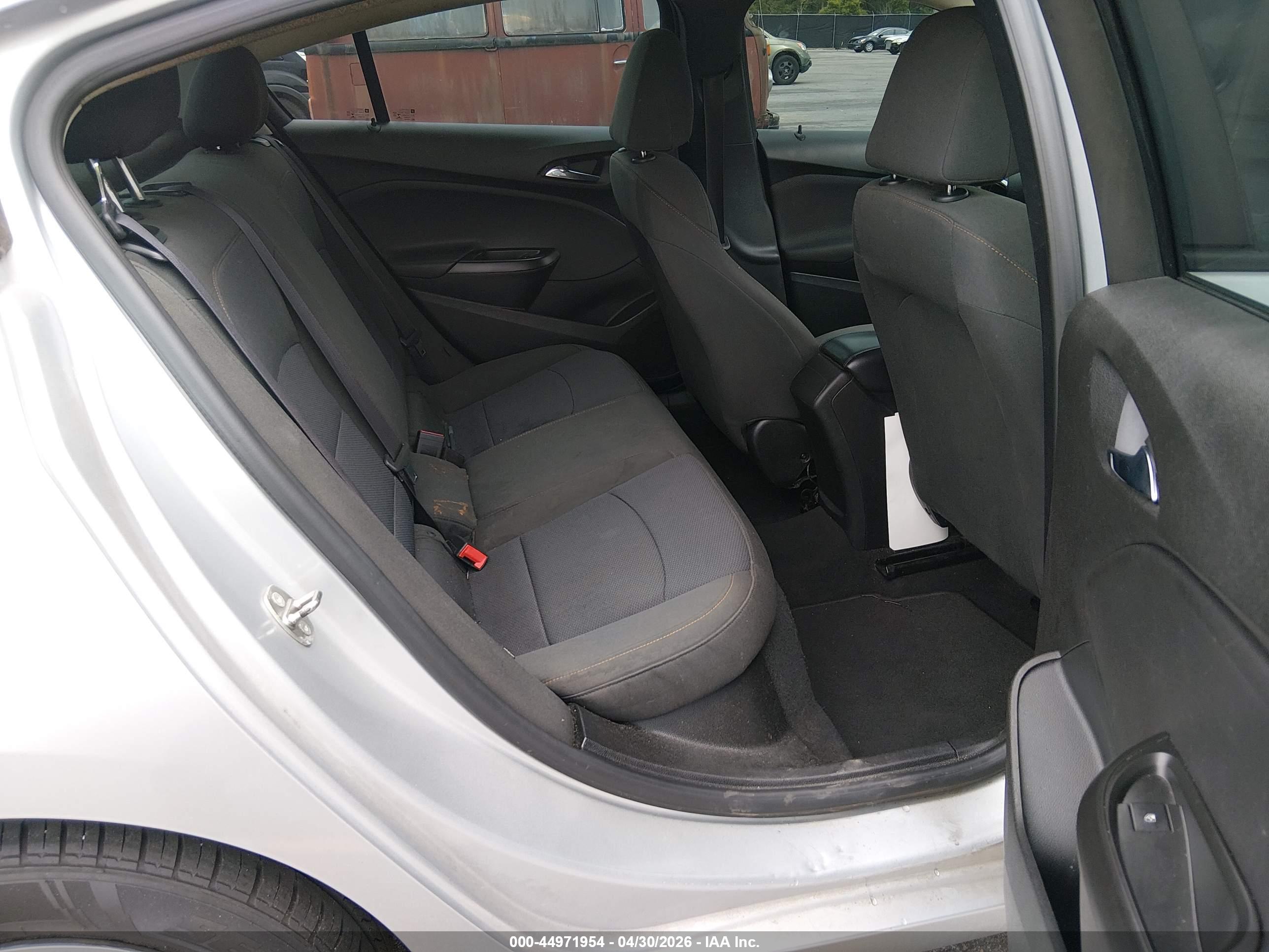 CHEVROLET CRUZE image 8