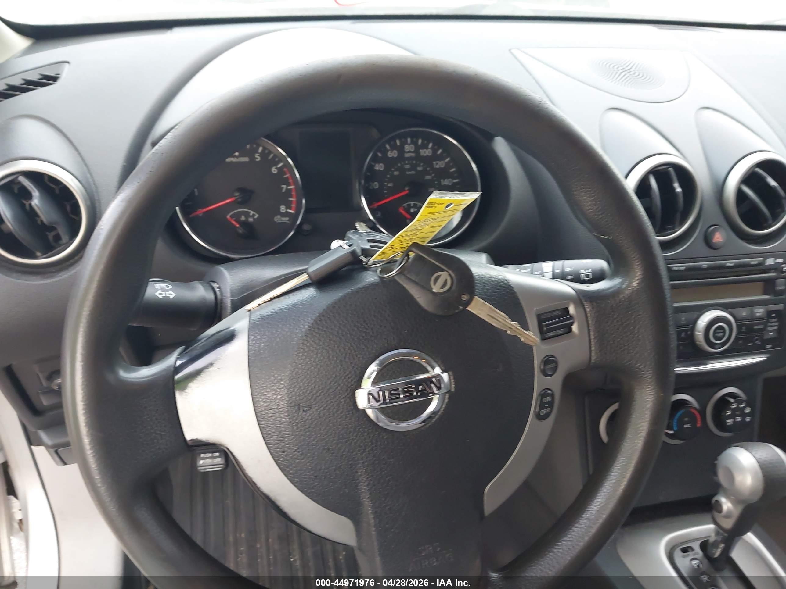 NISSAN ROGUE image 11