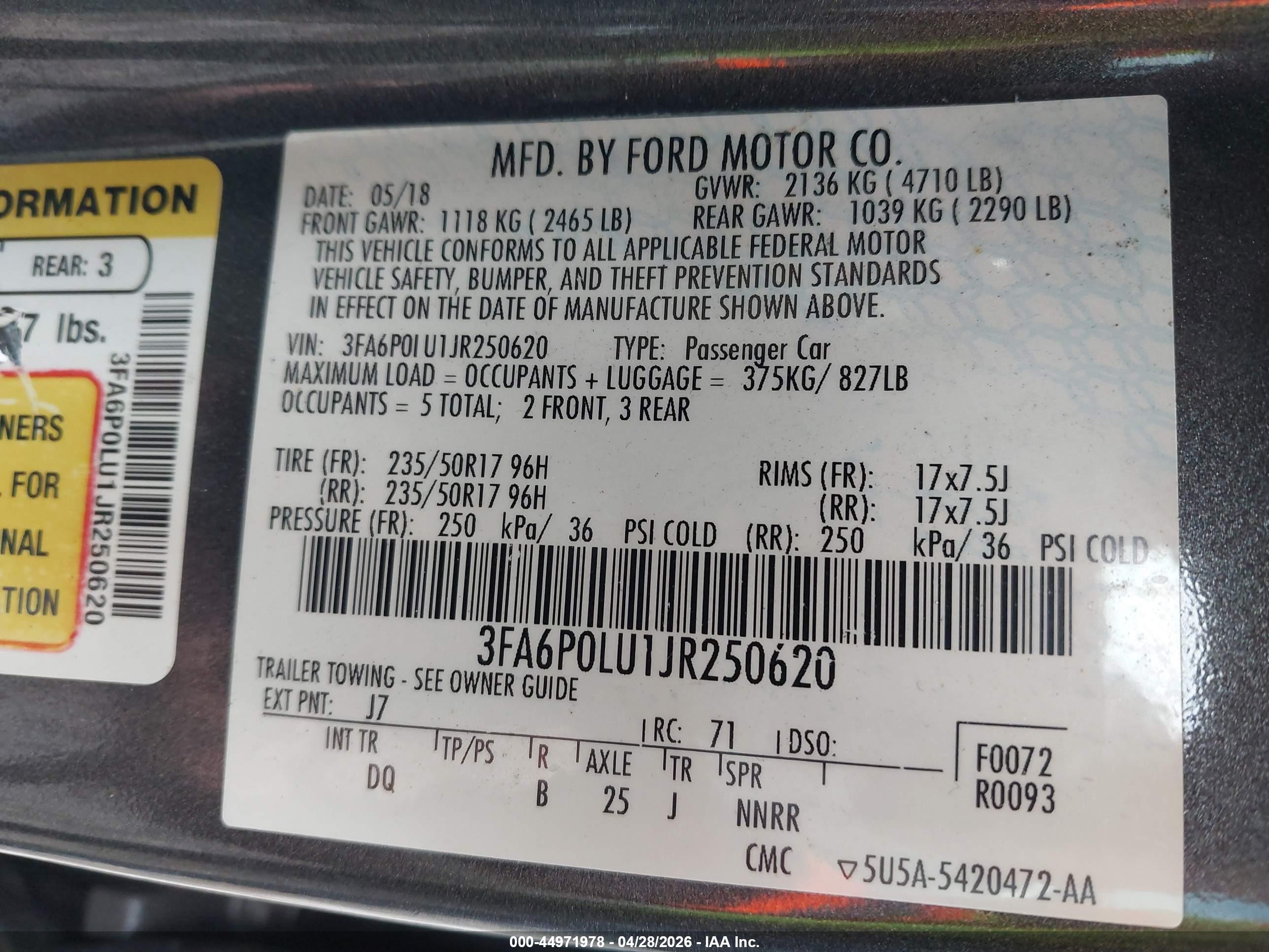 FORD FUSION image 9