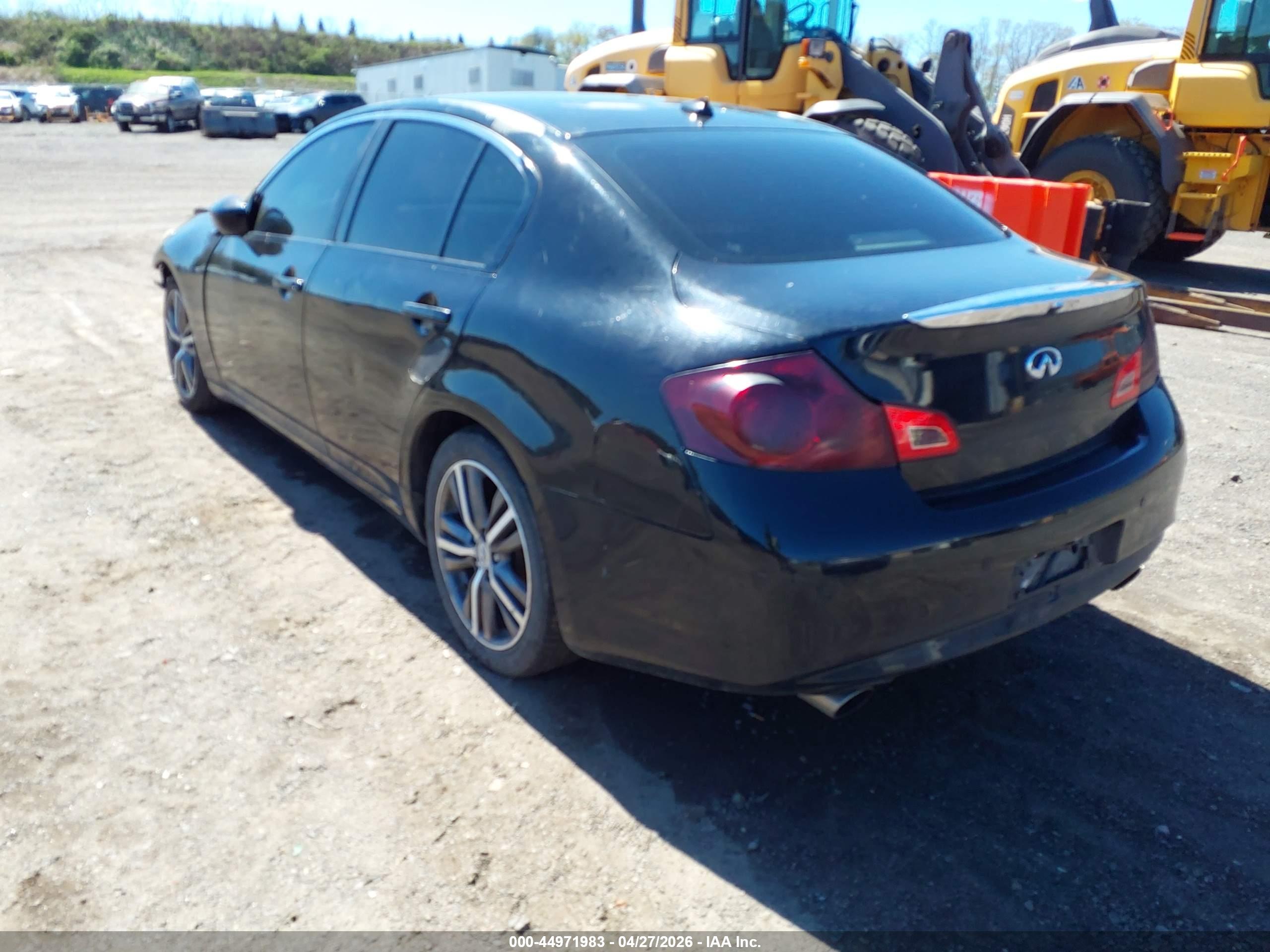 INFINITI G37X image 3
