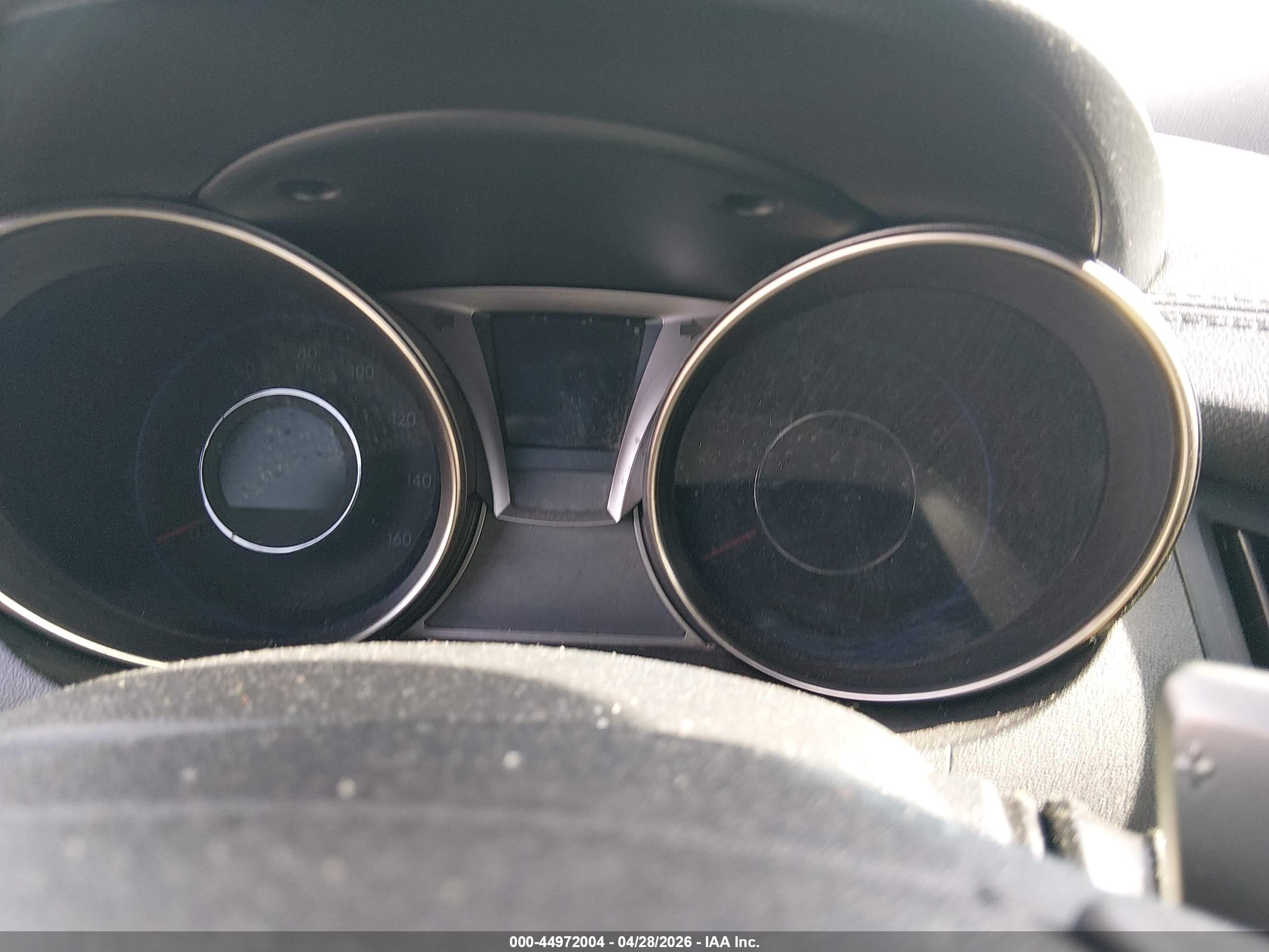 HYUNDAI GENESIS image 7