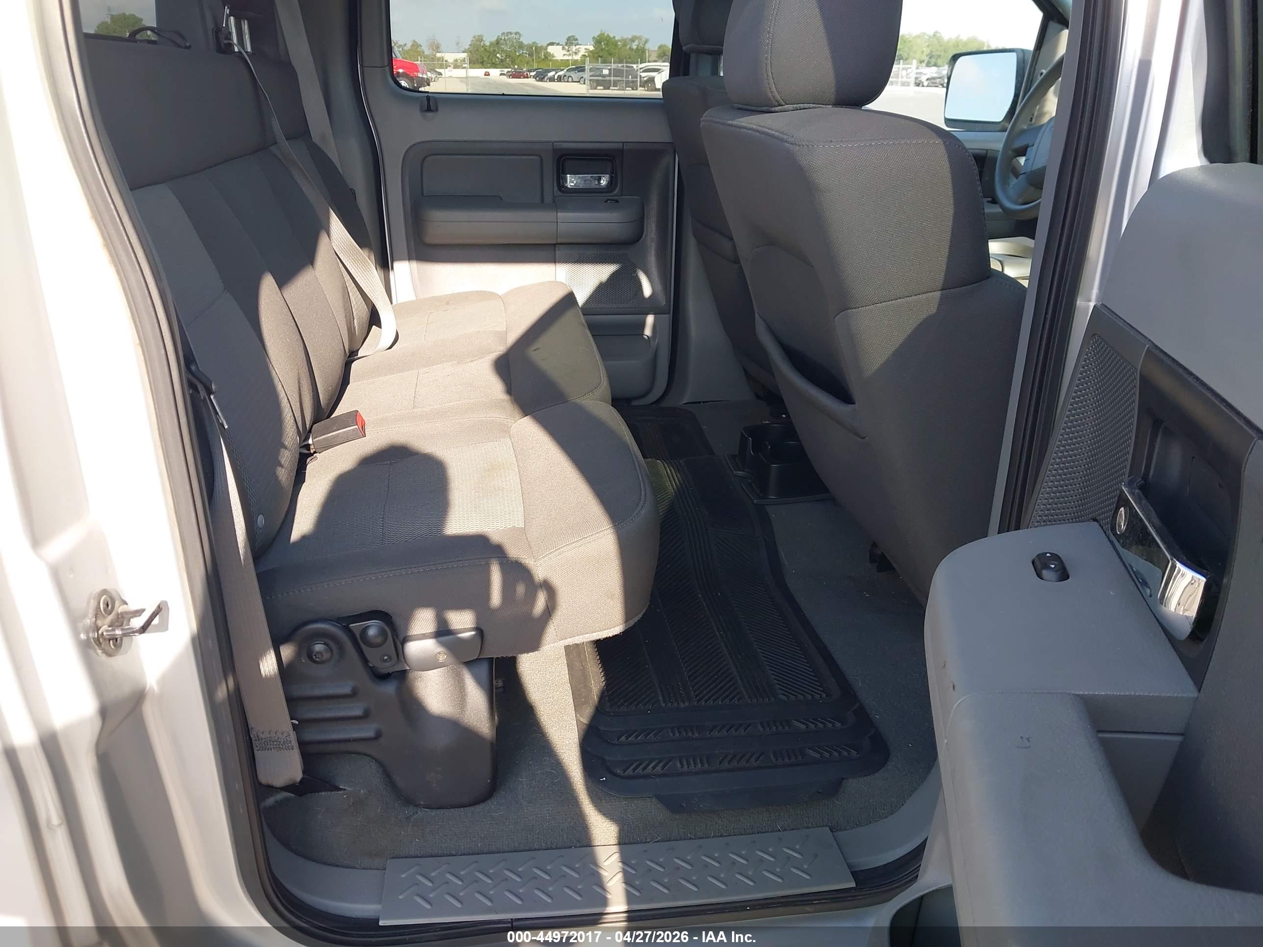 FORD F-150 image 8