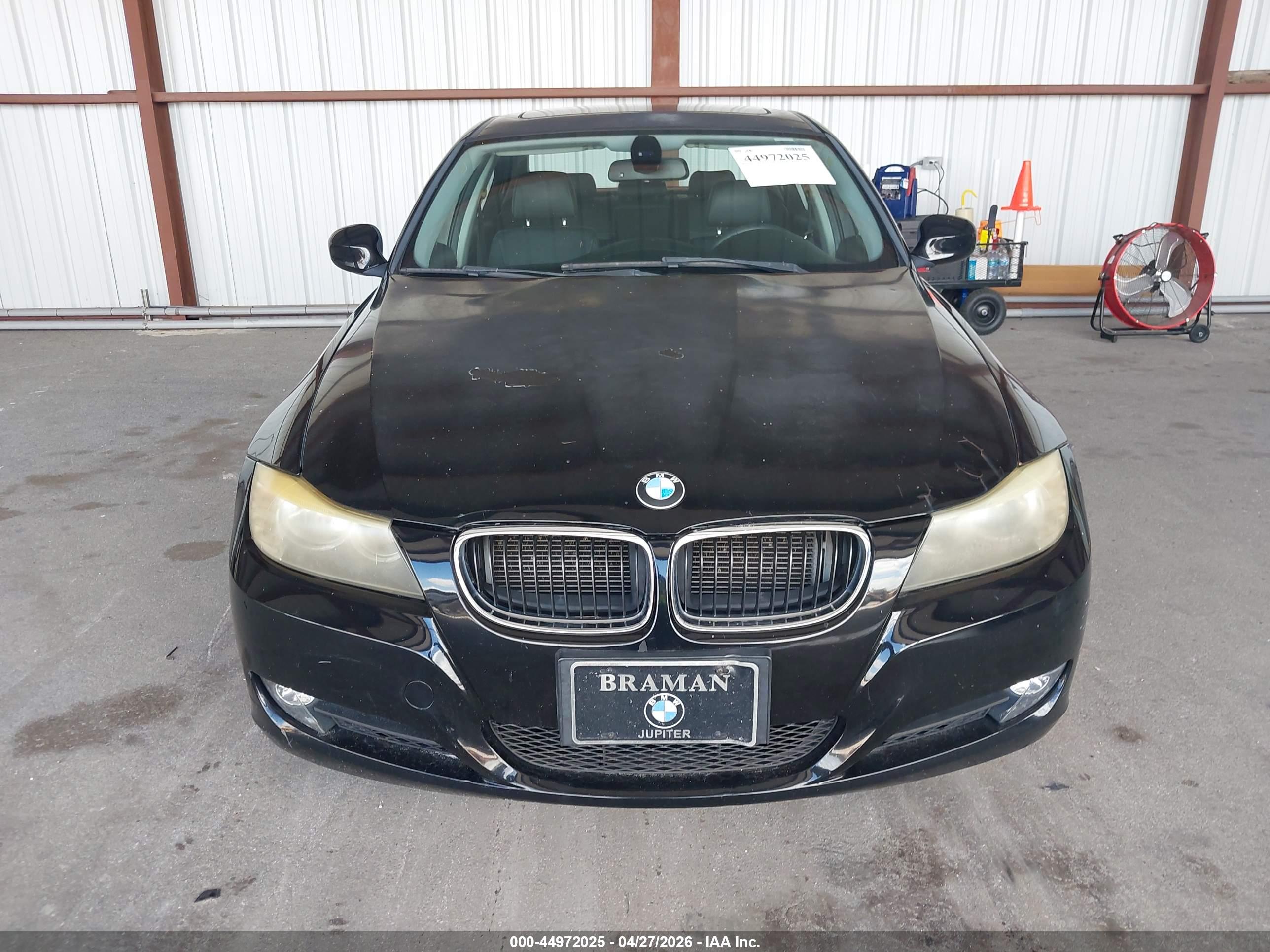 BMW 328I image 6