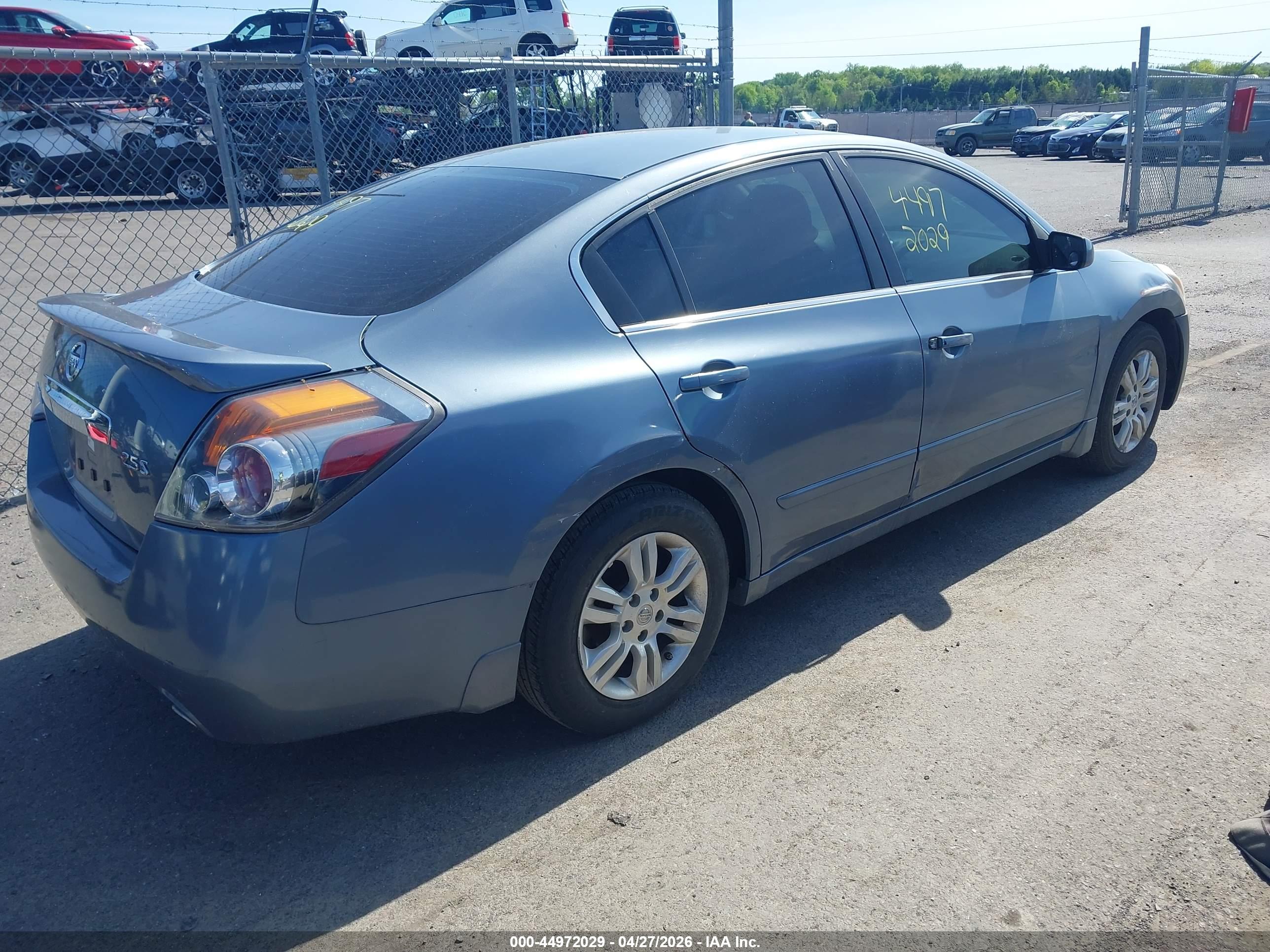 NISSAN ALTIMA image 4
