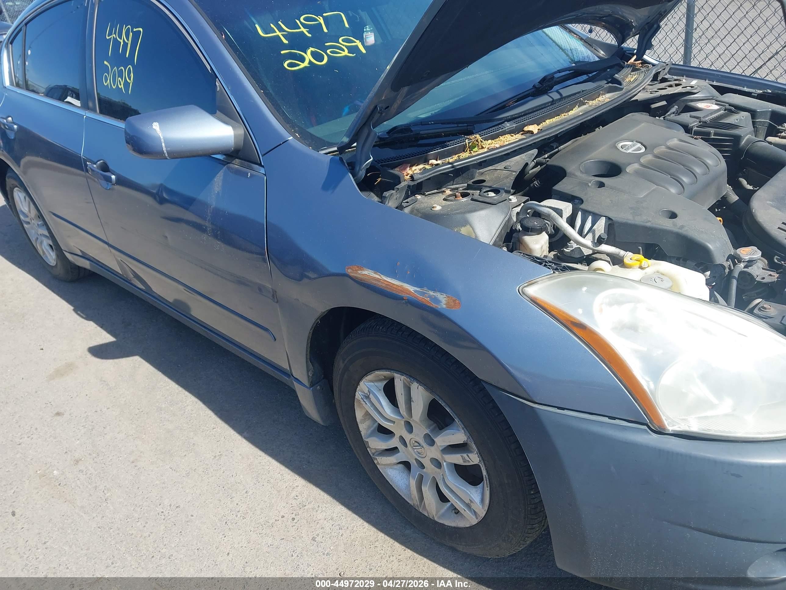 NISSAN ALTIMA image 6