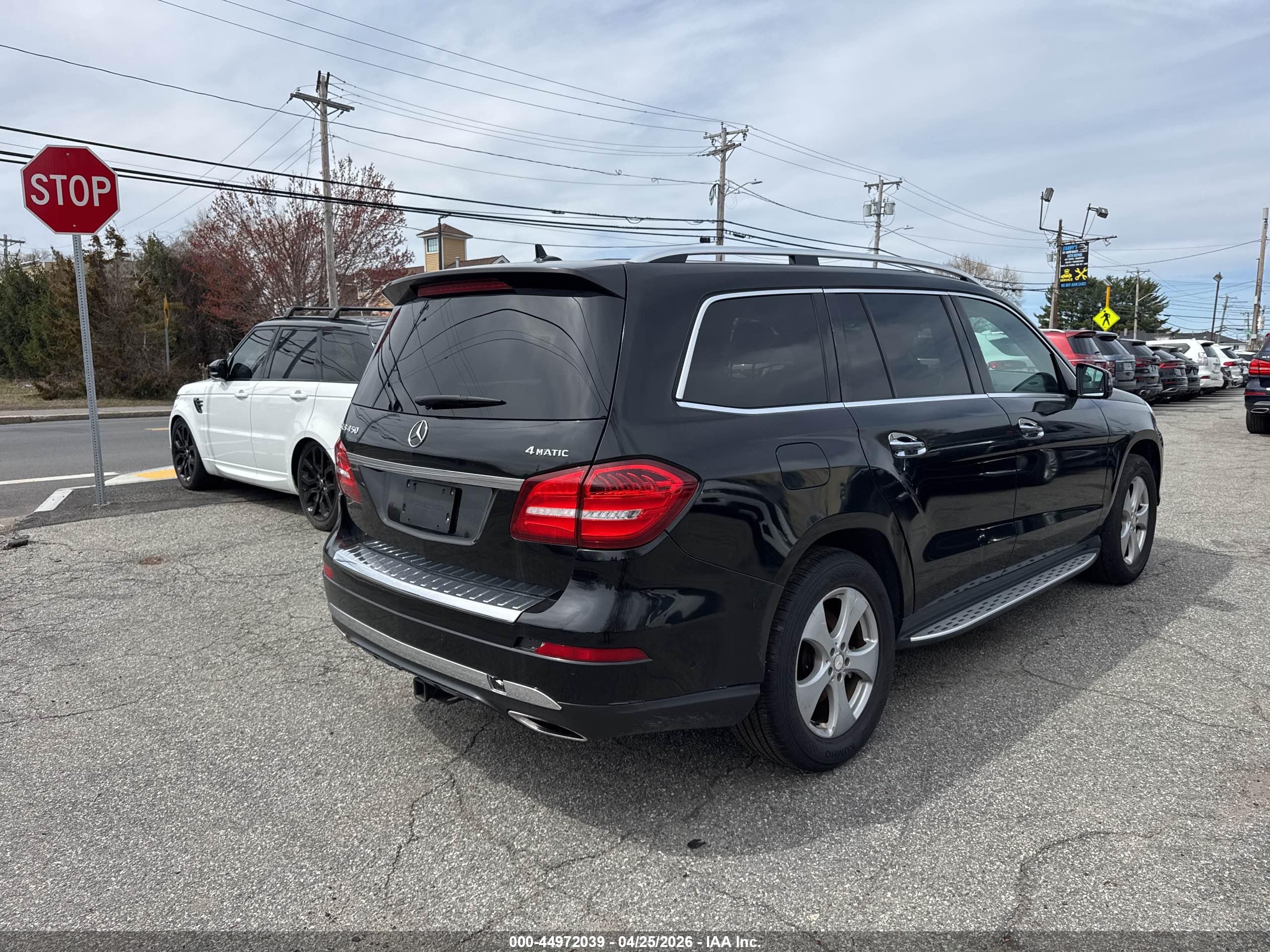 MERCEDES-BENZ GLS image 4