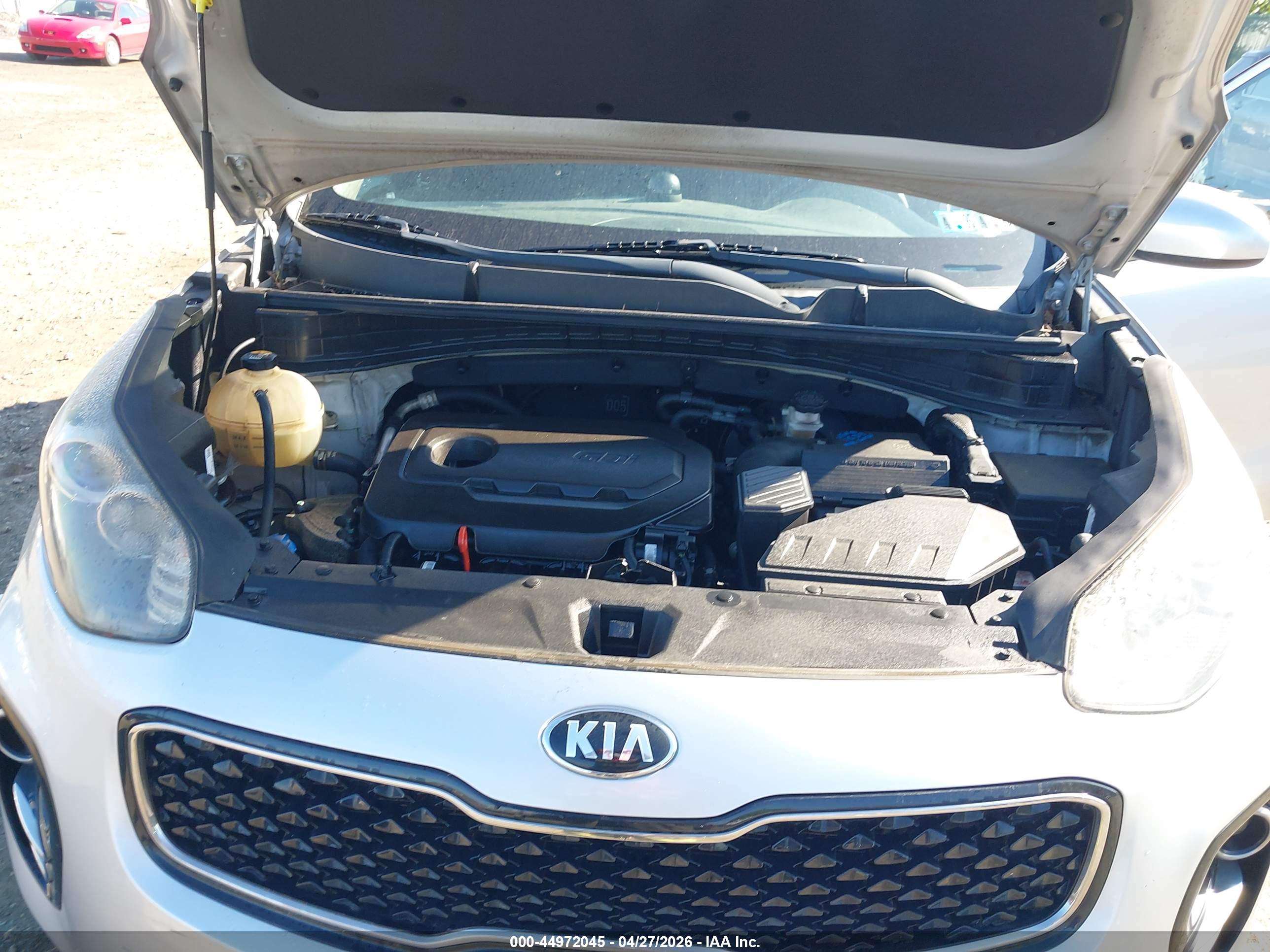 KIA SPORTAGE image 10