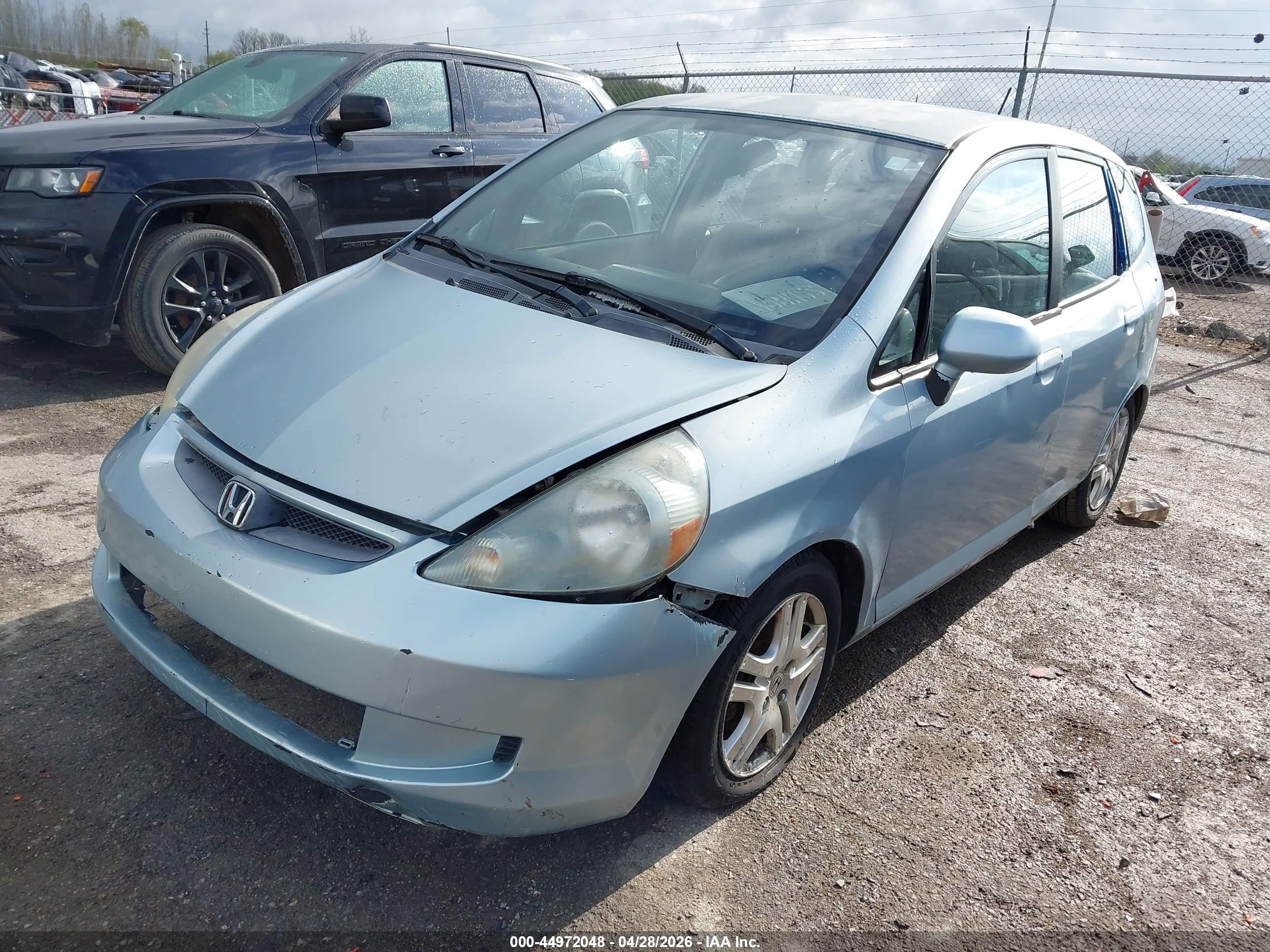 HONDA FIT image 2