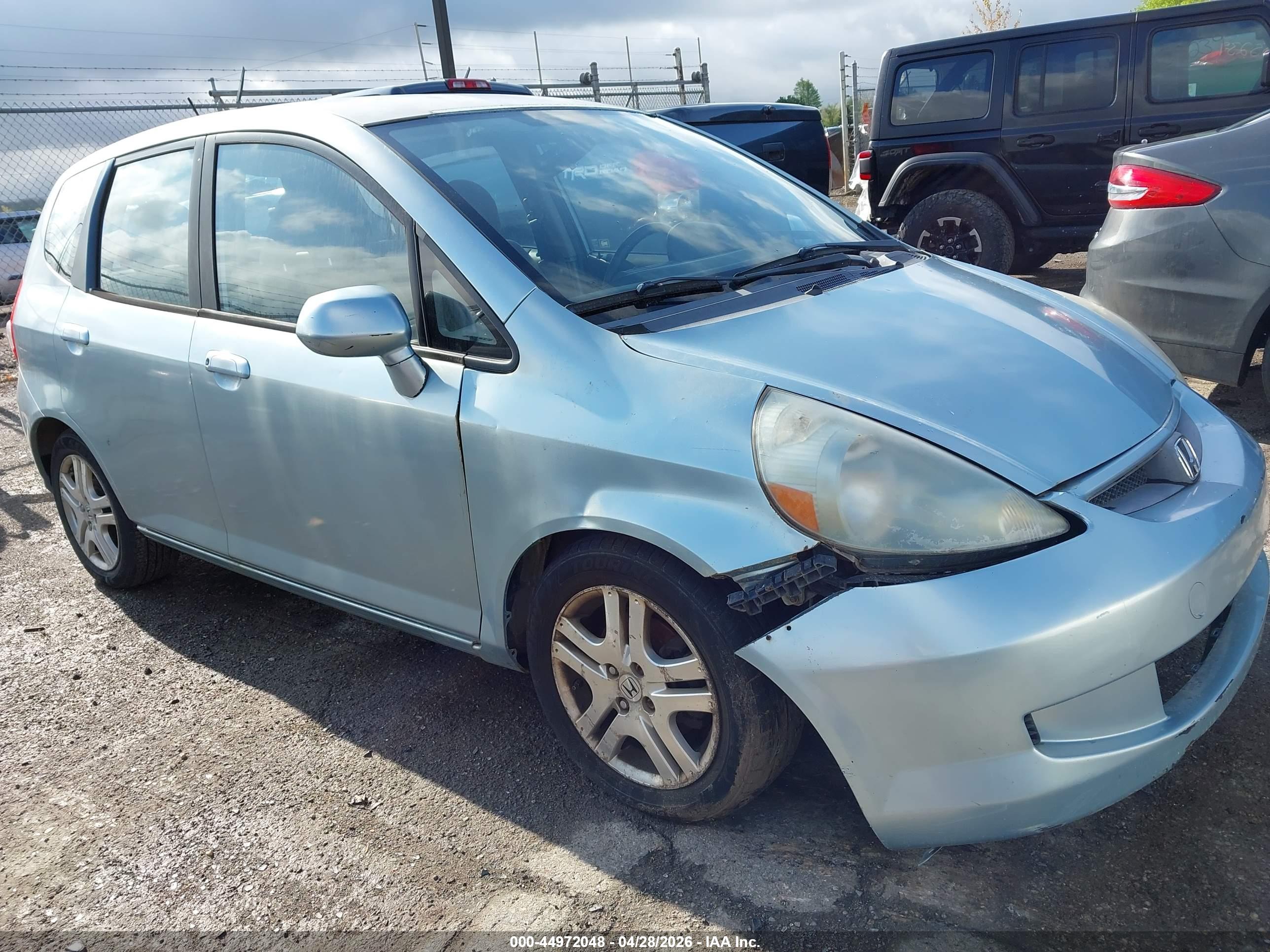 HONDA FIT image 6