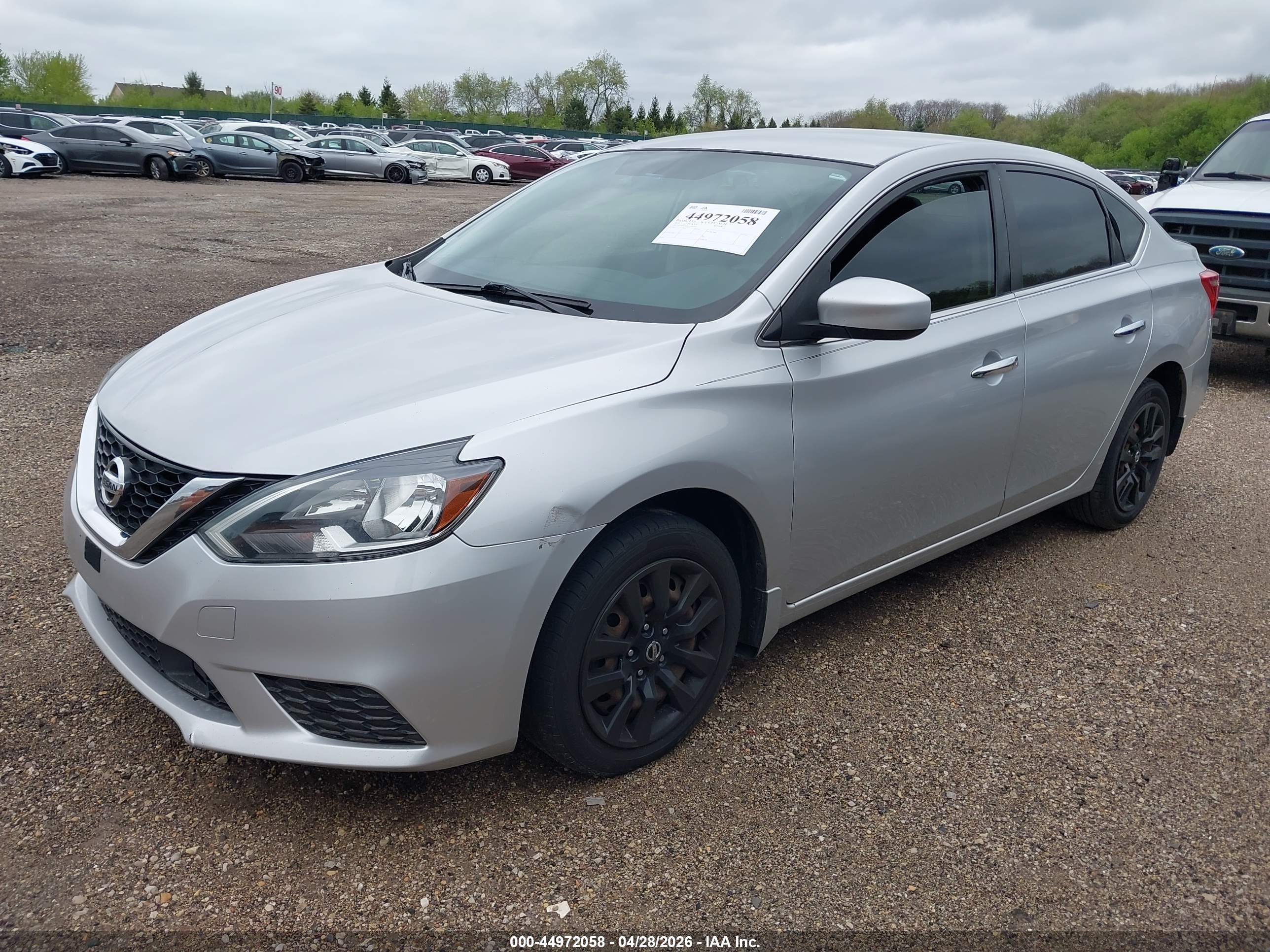 NISSAN SENTRA image 2