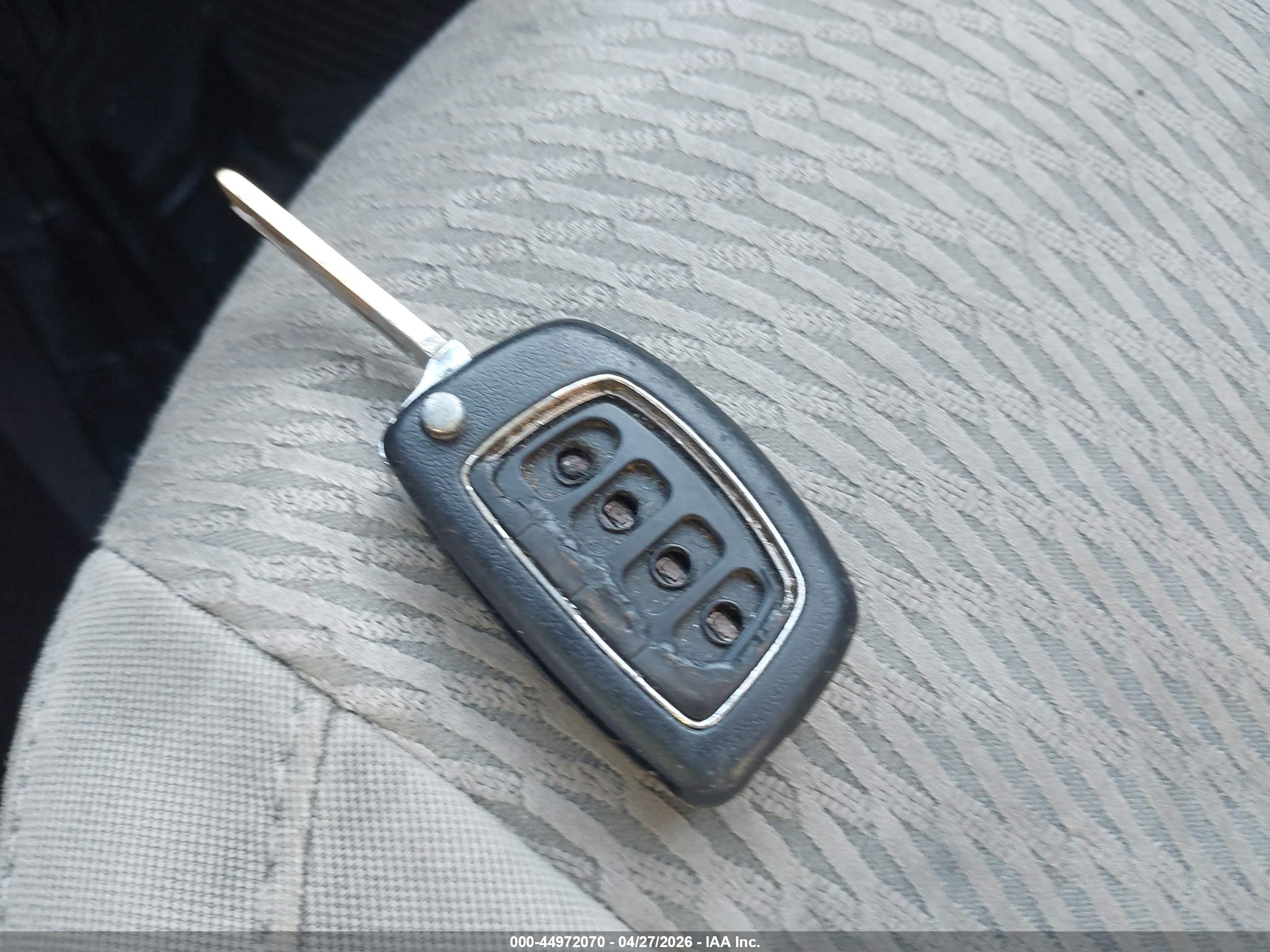 HYUNDAI SANTA image 11
