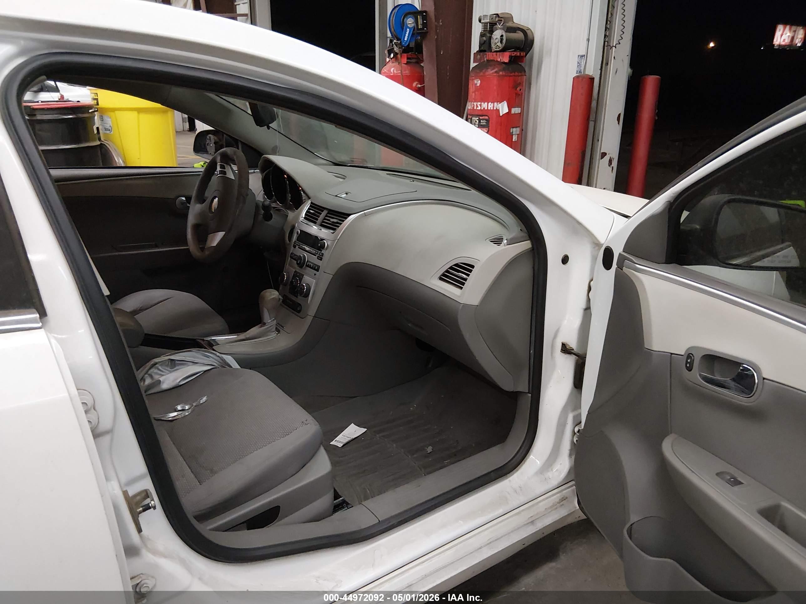 CHEVROLET MALIBU image 5