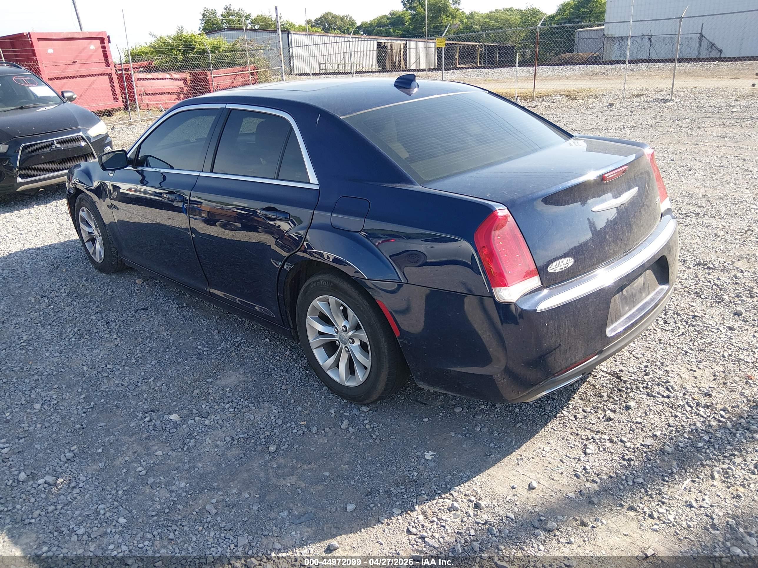 CHRYSLER 300 image 3