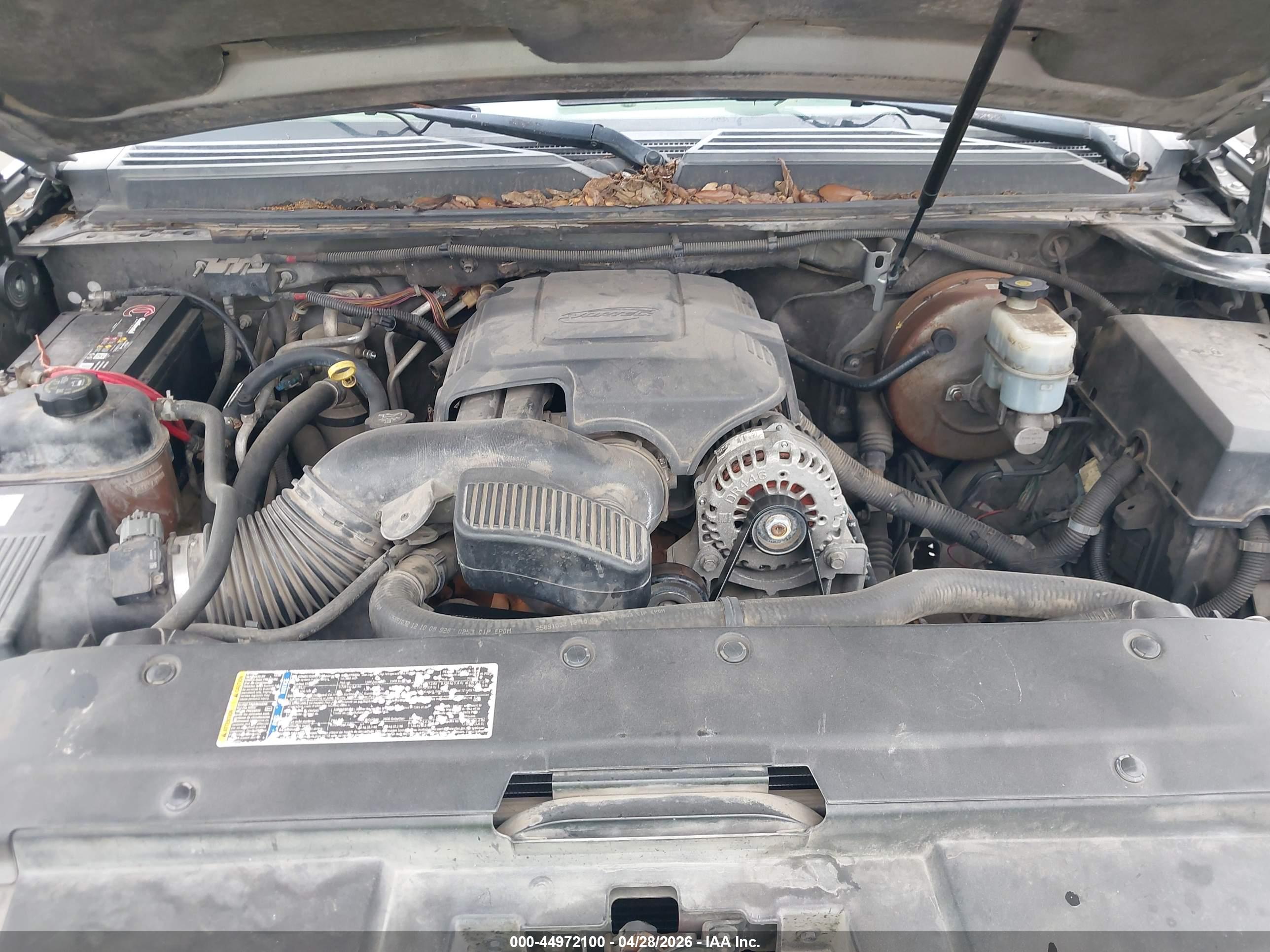 CHEVROLET TAHOE image 10