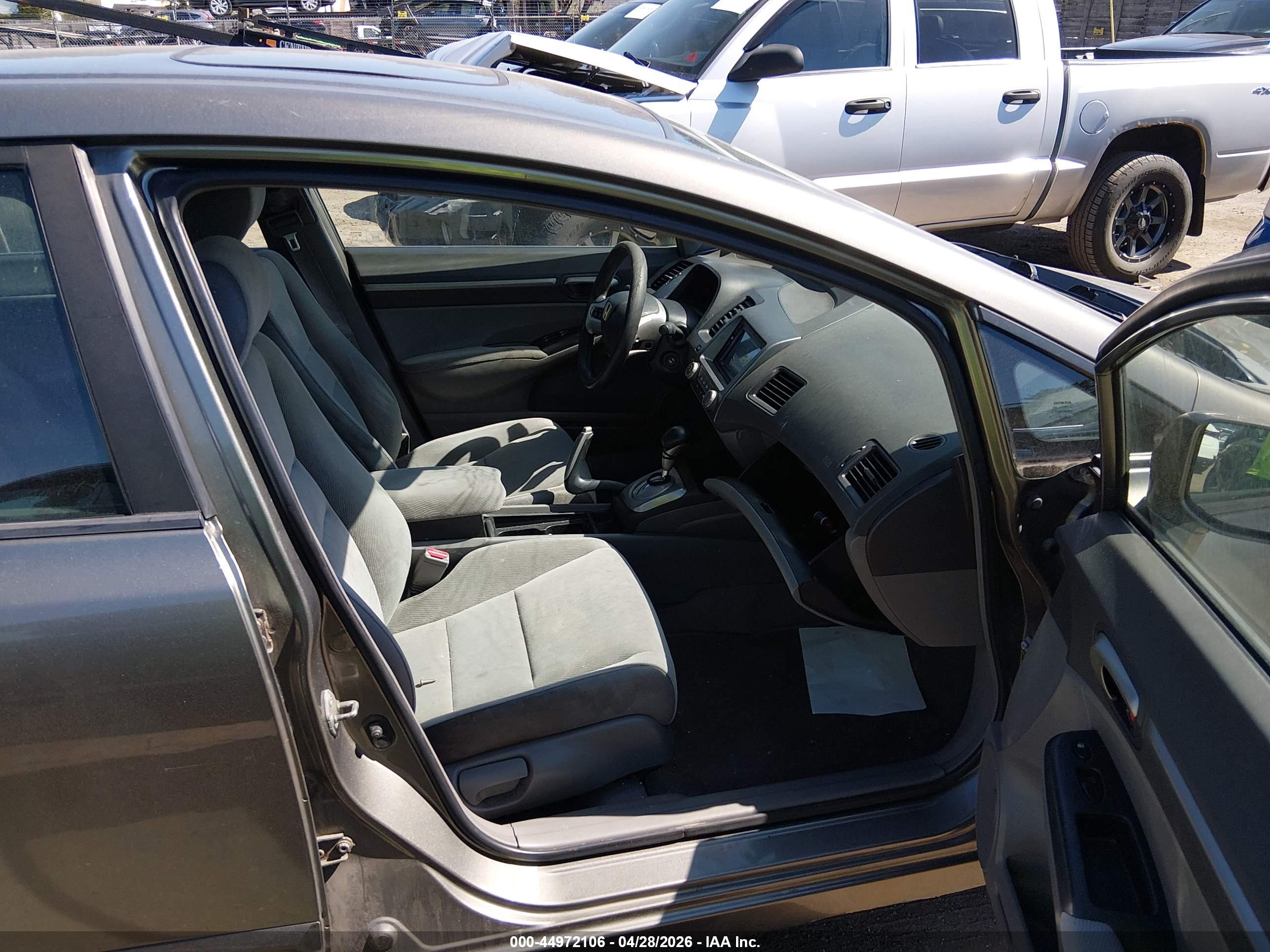 HONDA CIVIC image 5