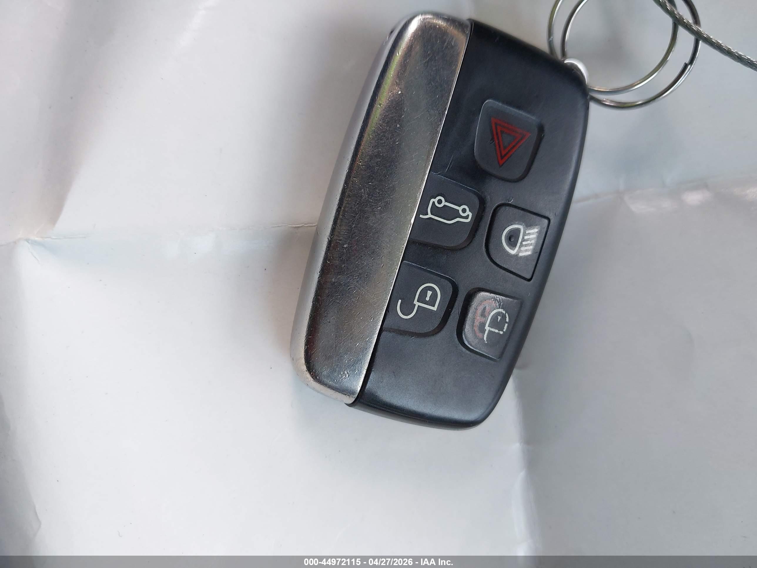 LAND ROVER image 11