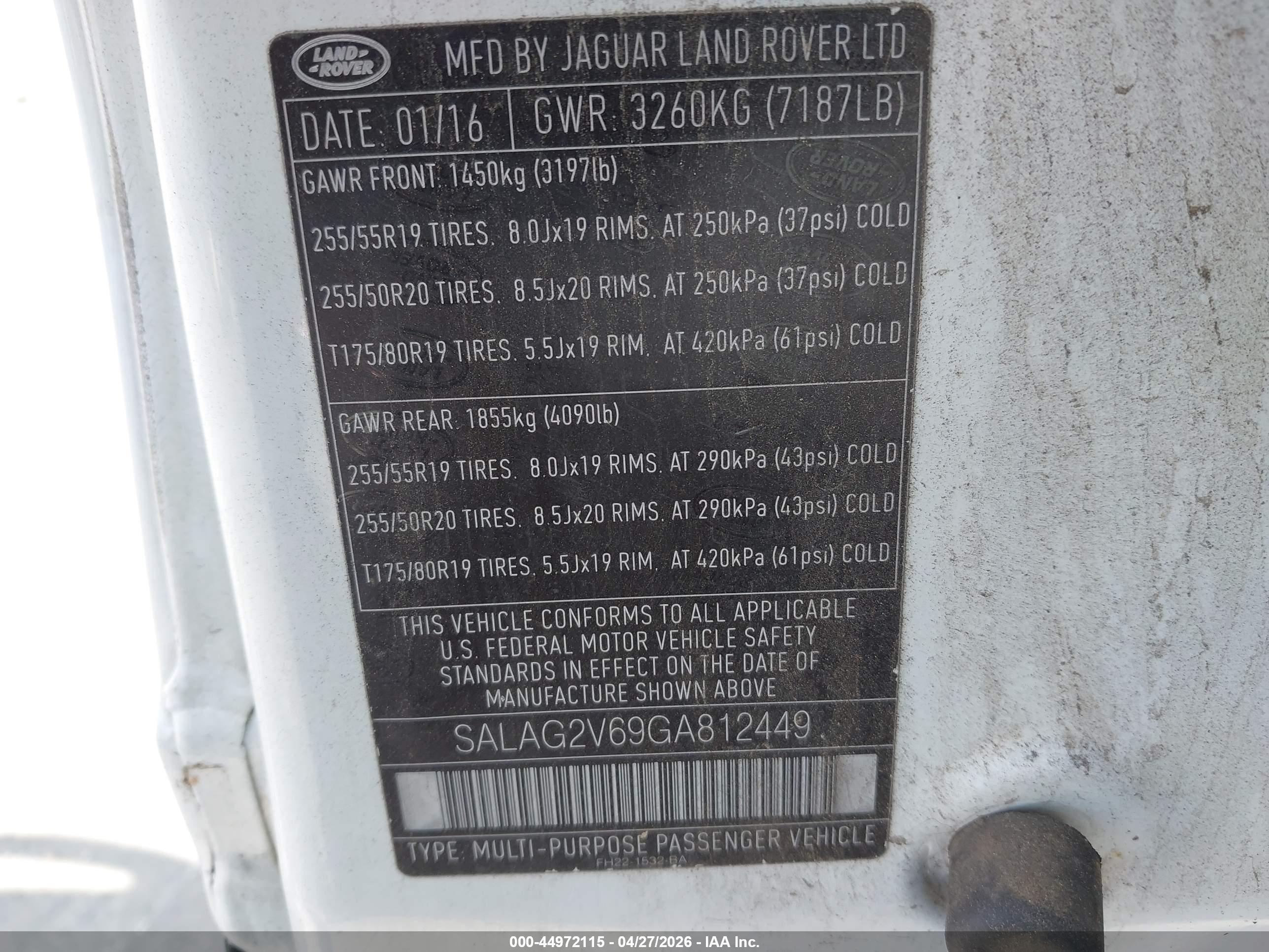 LAND ROVER image 9