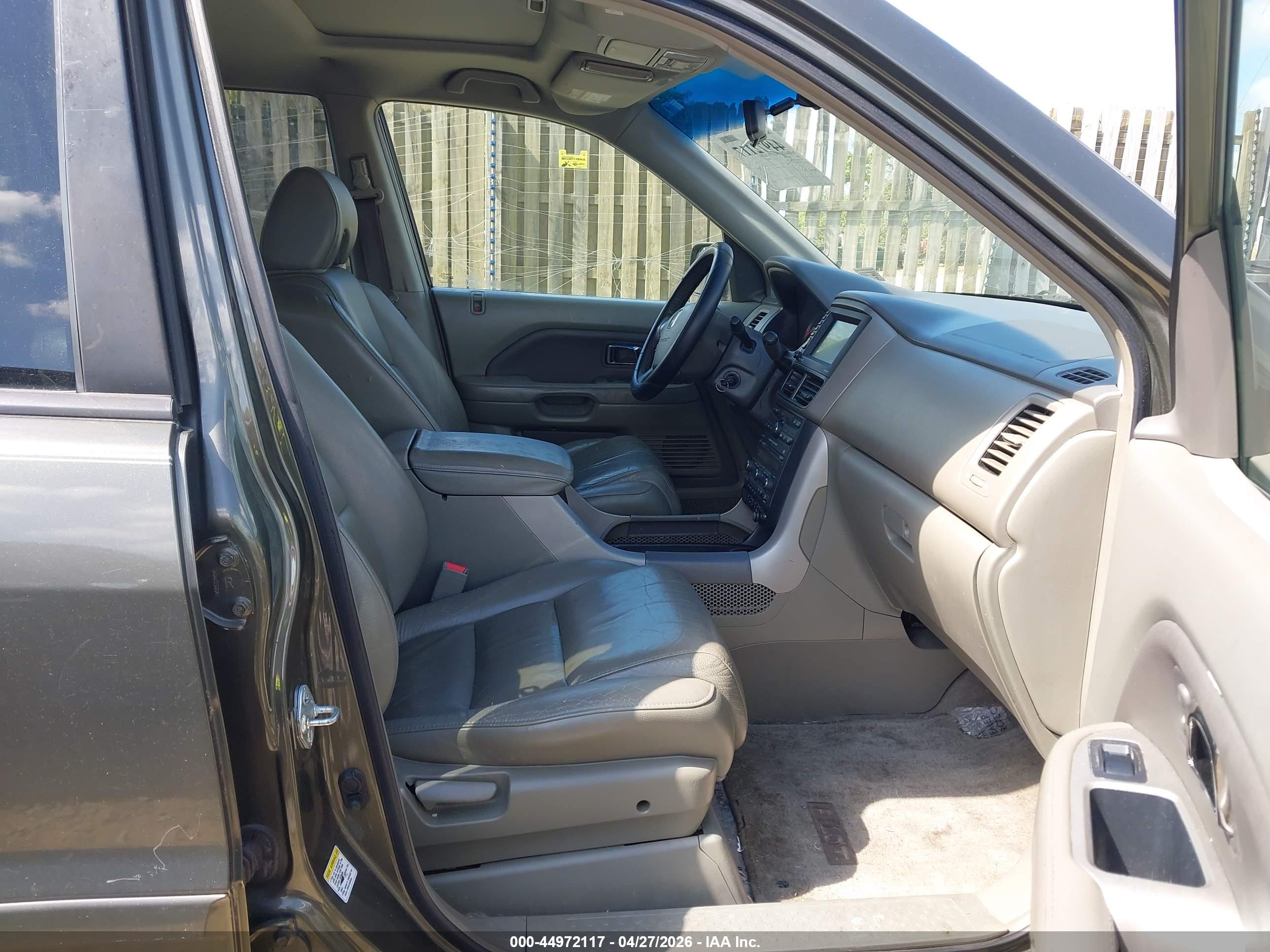 HONDA PILOT image 5