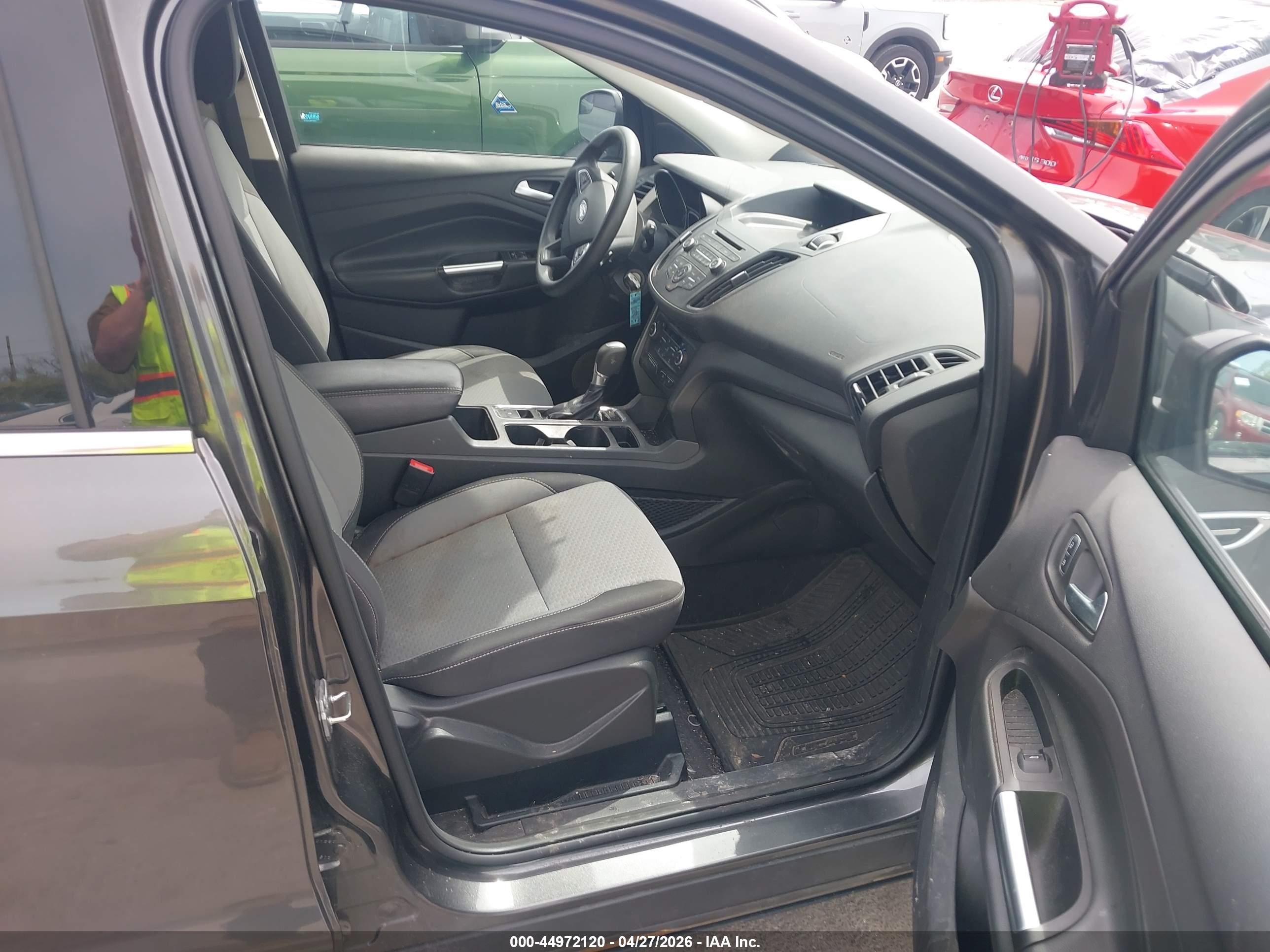 FORD ESCAPE image 5