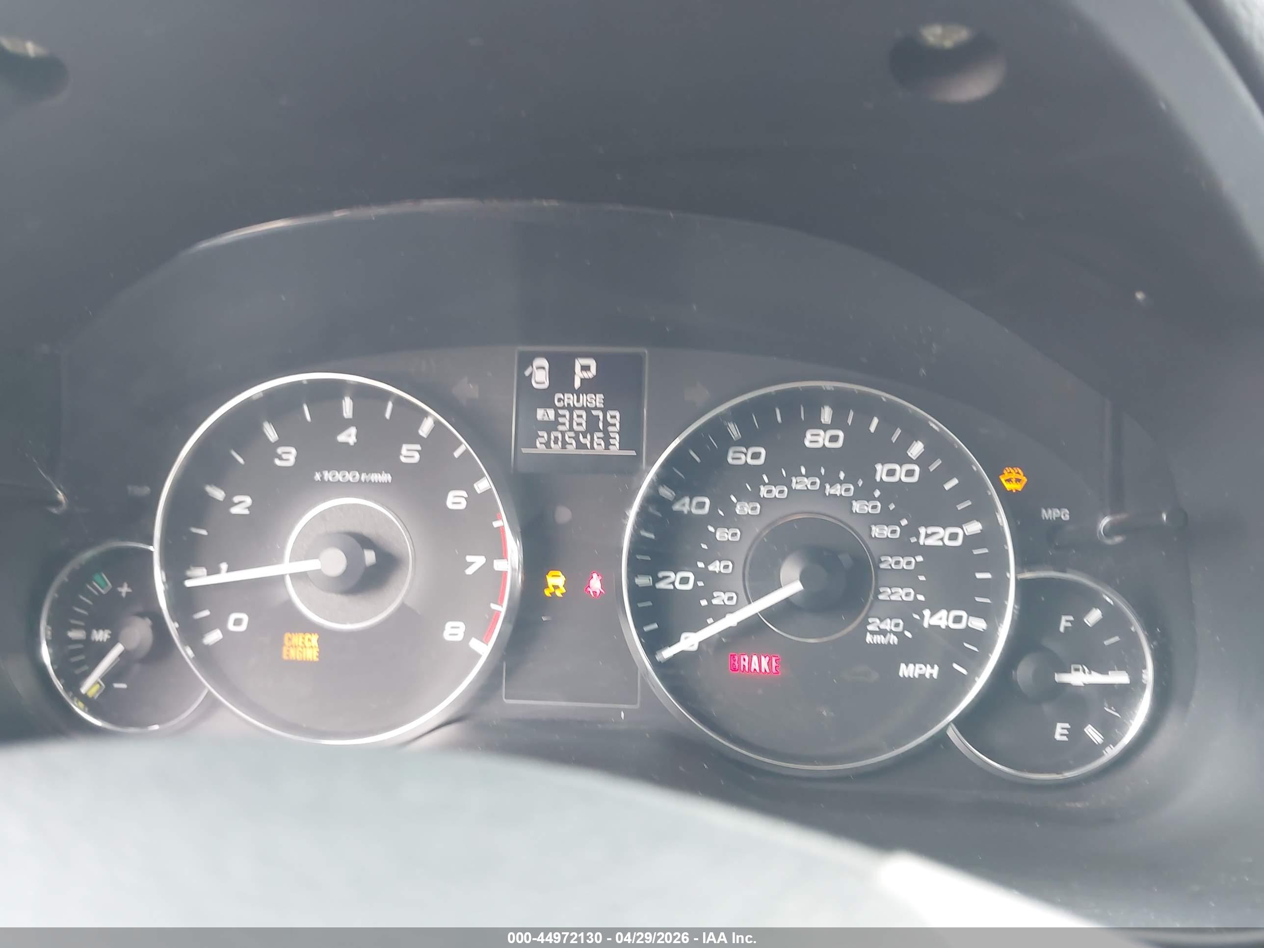 SUBARU OUTBACK image 7