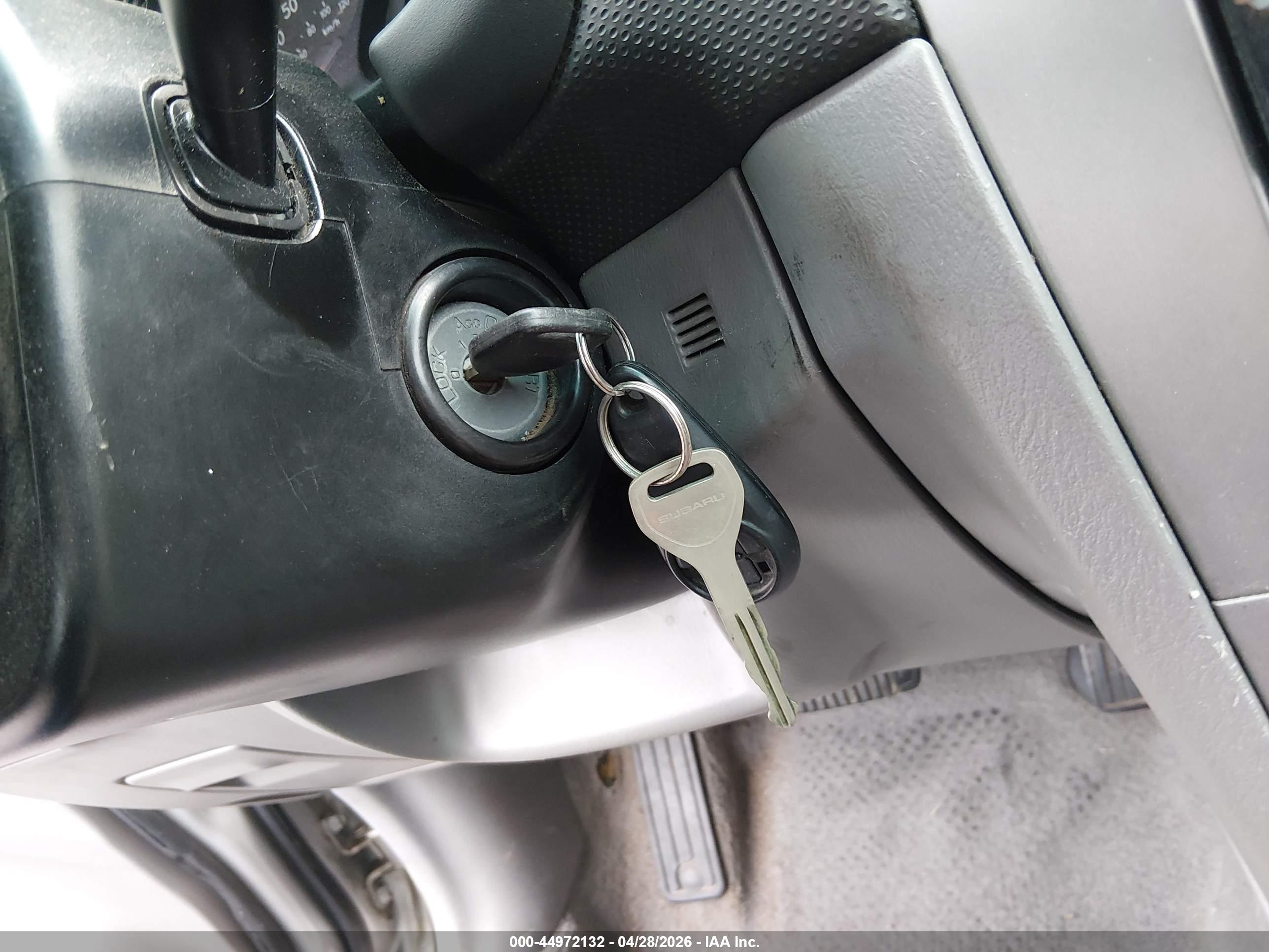SUBARU FORESTER image 11