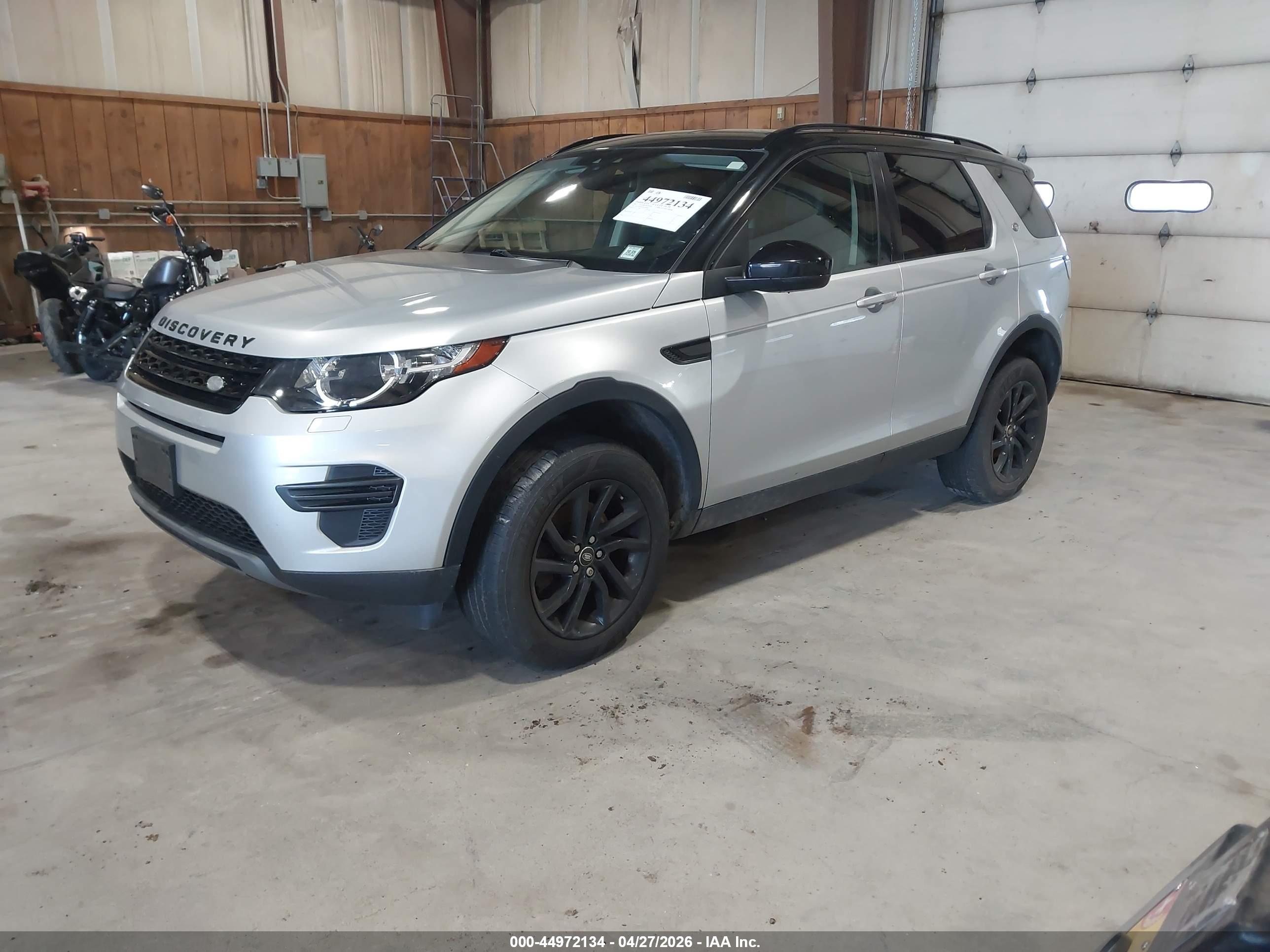 LAND ROVER image 2