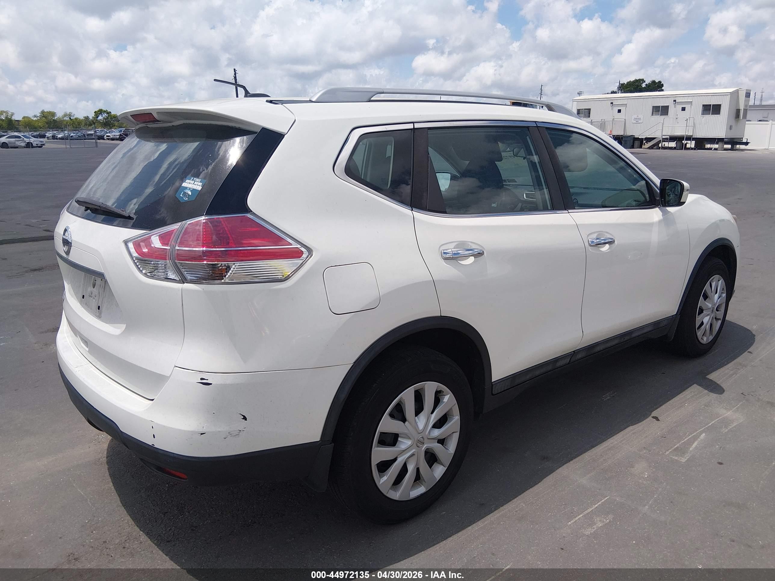 NISSAN ROGUE image 4