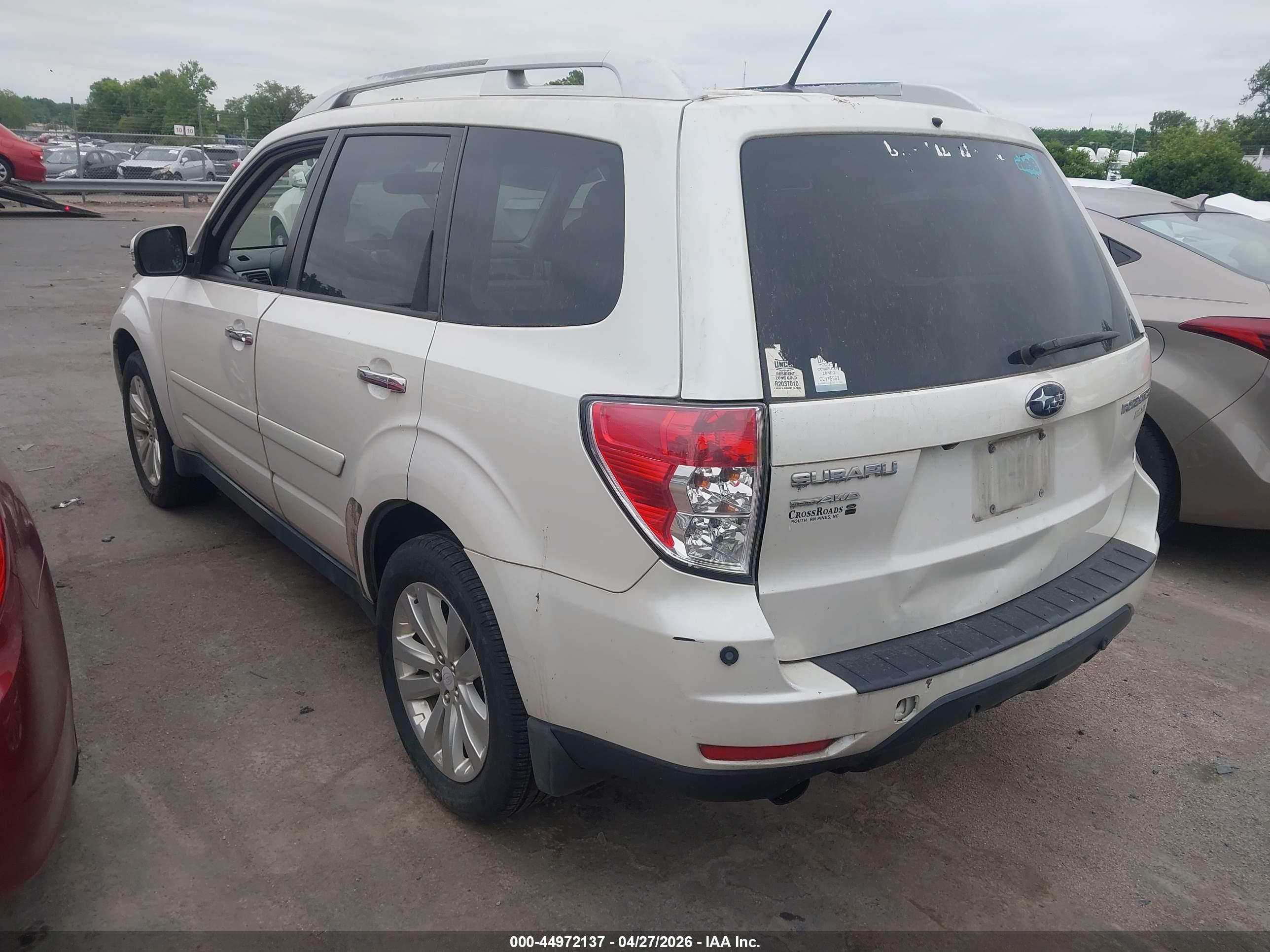 SUBARU FORESTER image 3