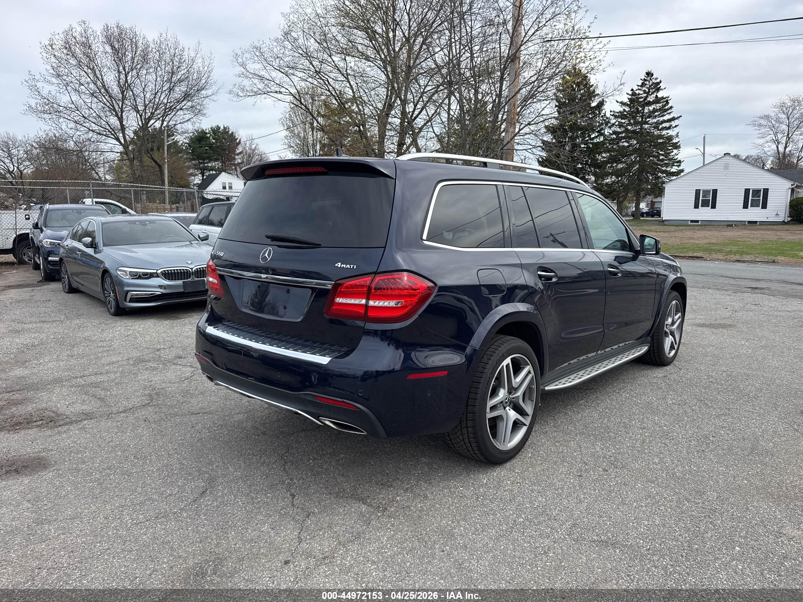 MERCEDES-BENZ GLS image 4