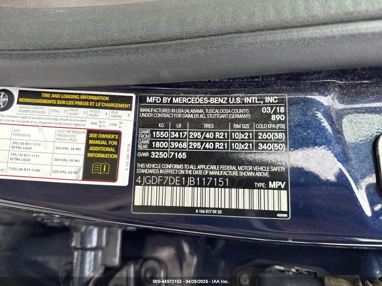 MERCEDES-BENZ GLS image 9