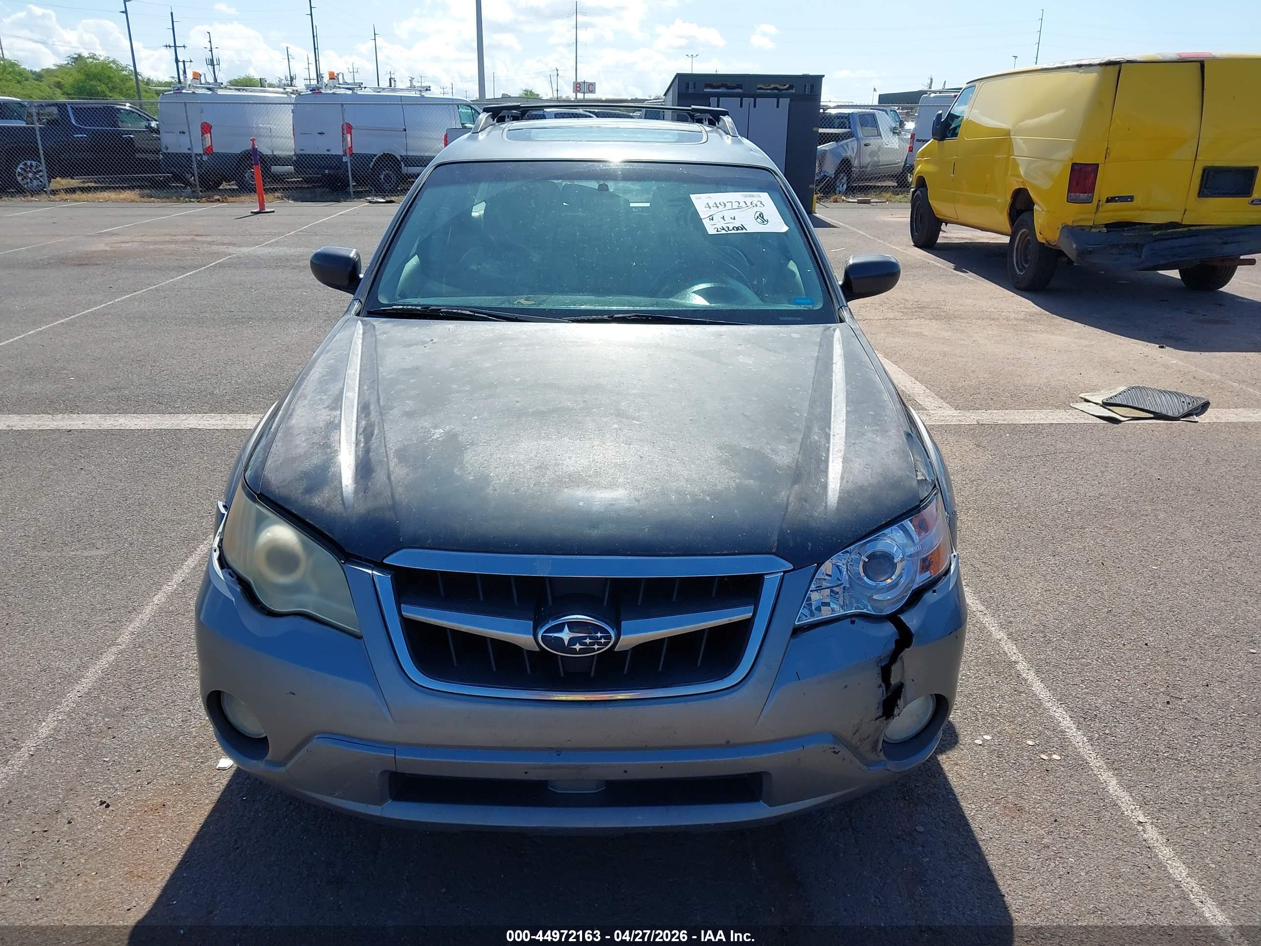 SUBARU OUTBACK image 6