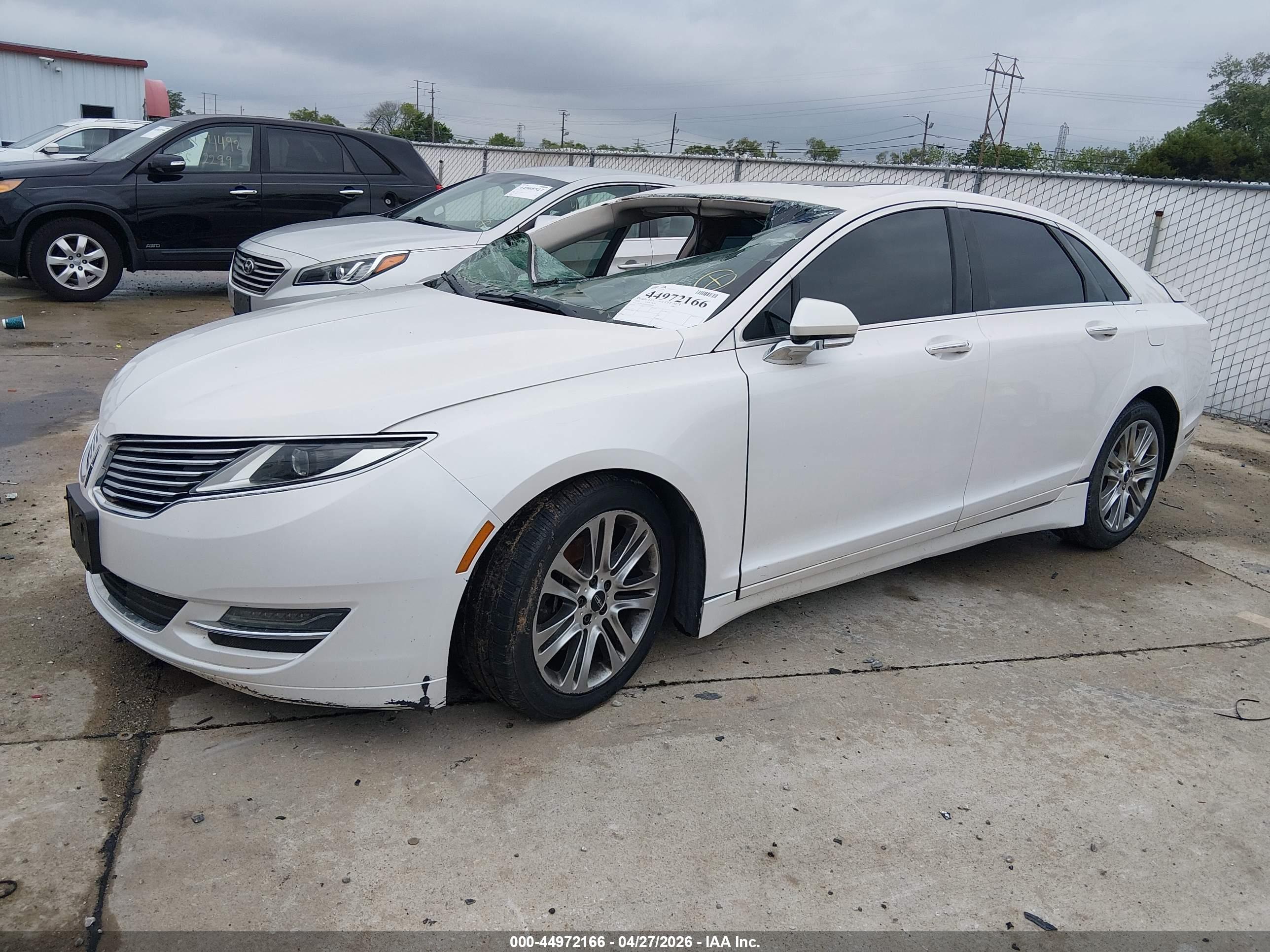 LINCOLN MKZ image 2