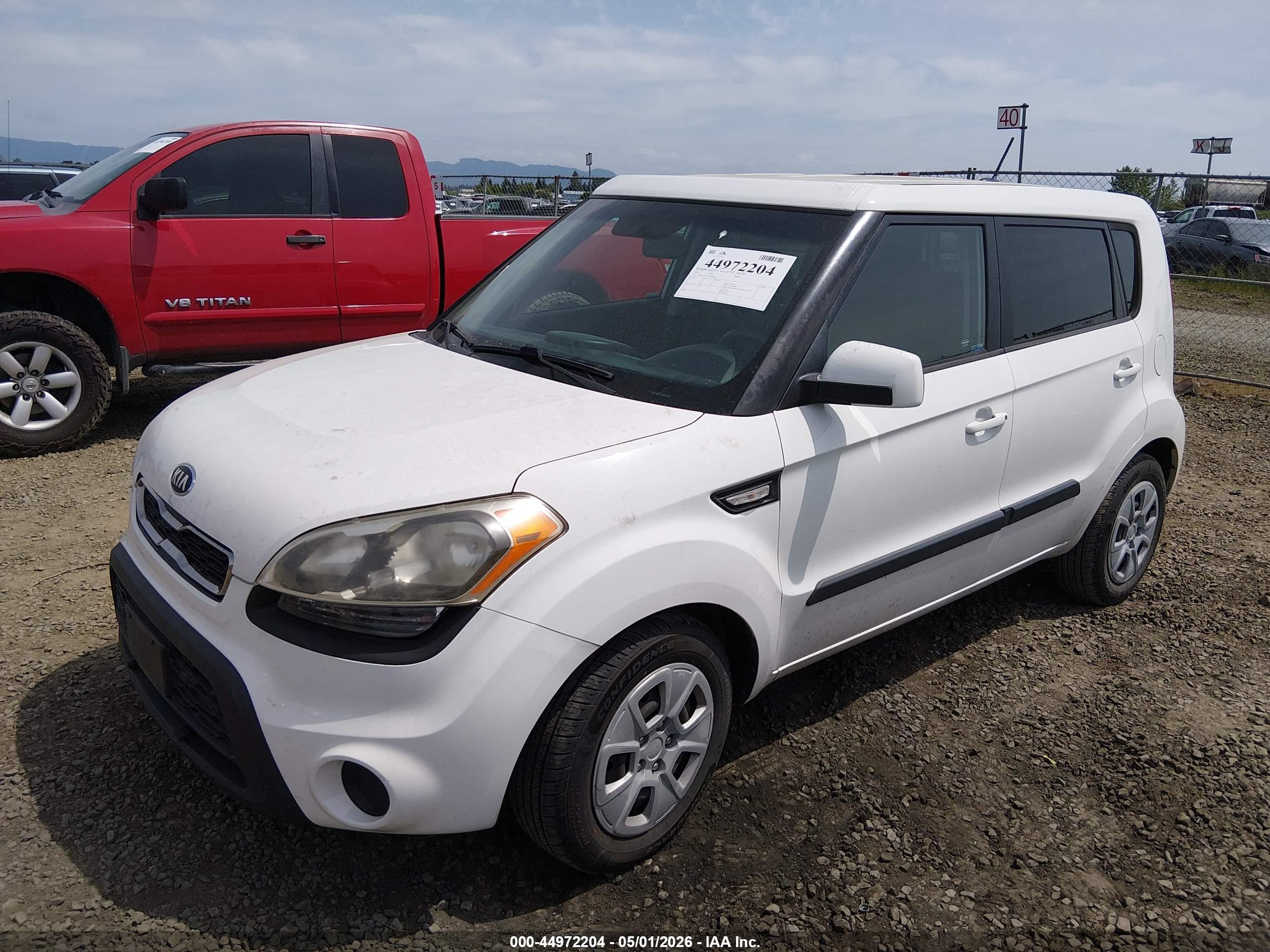 KIA SOUL image 2