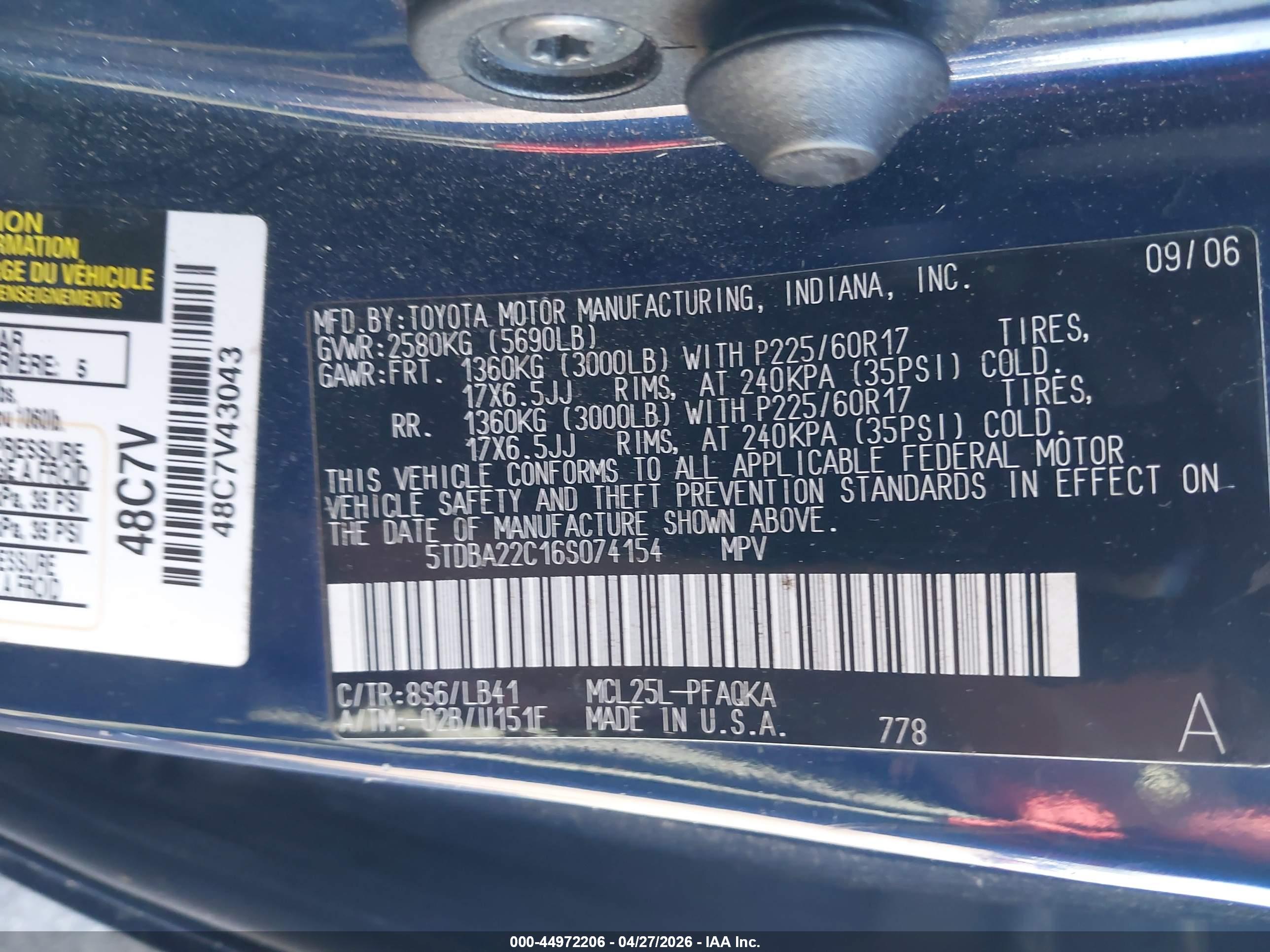 TOYOTA SIENNA image 9
