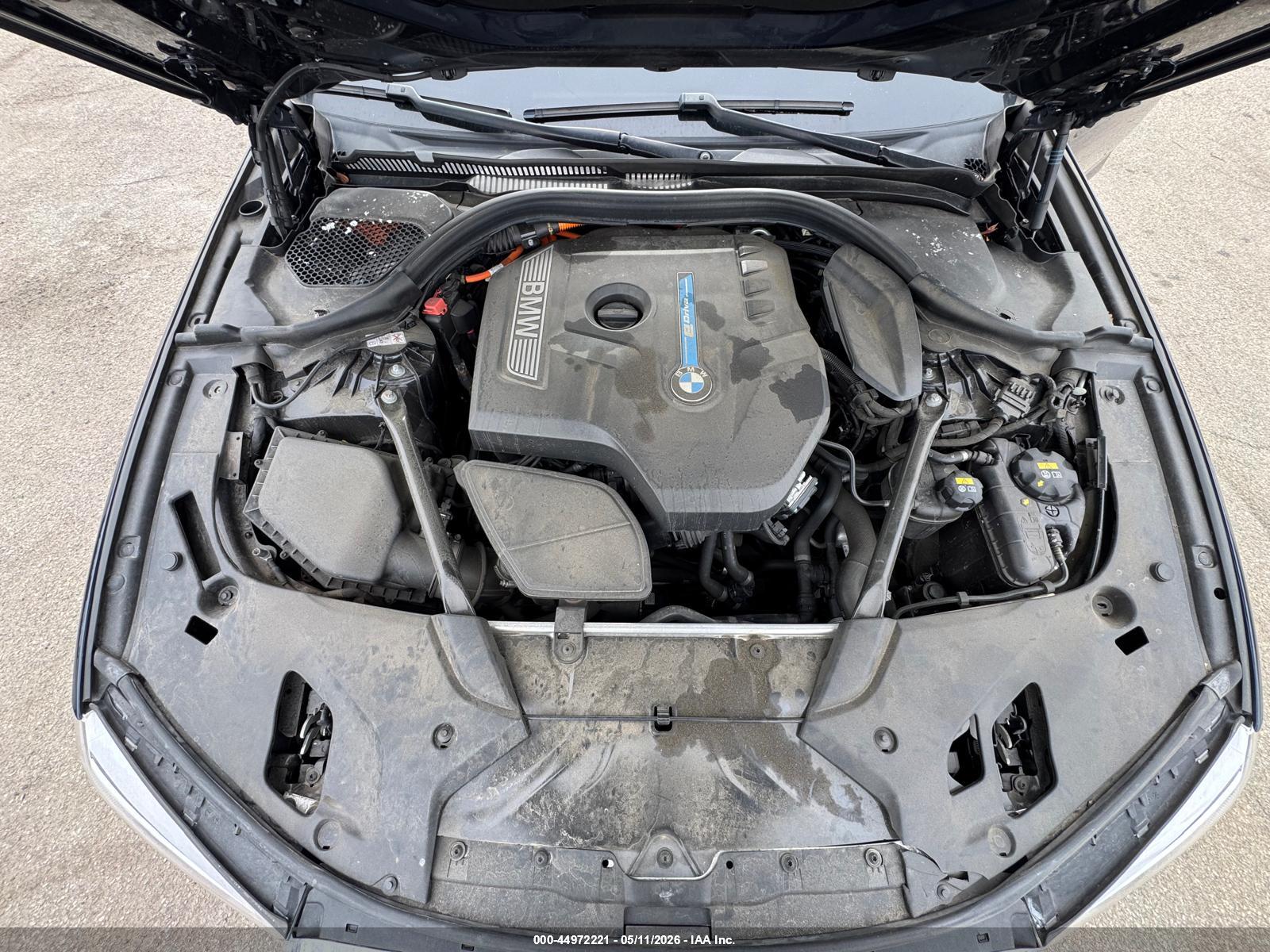 BMW 530E image 10