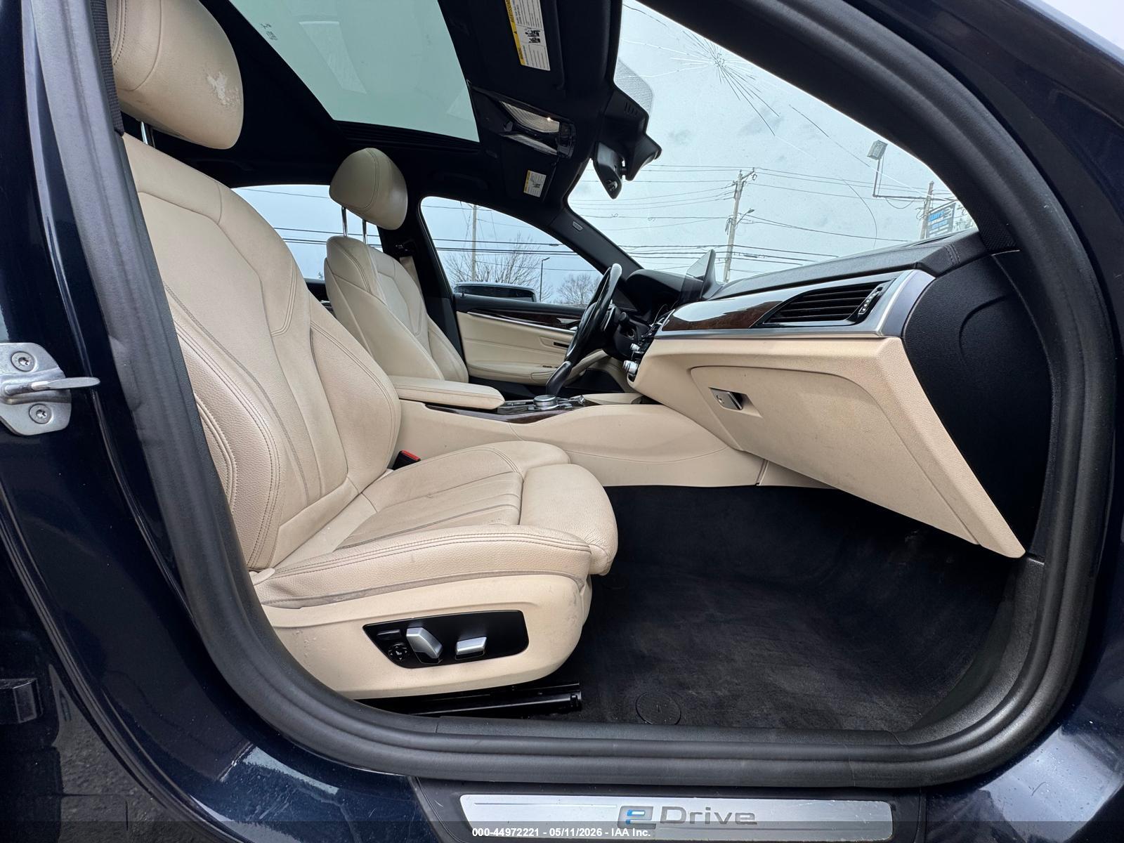 BMW 530E image 5