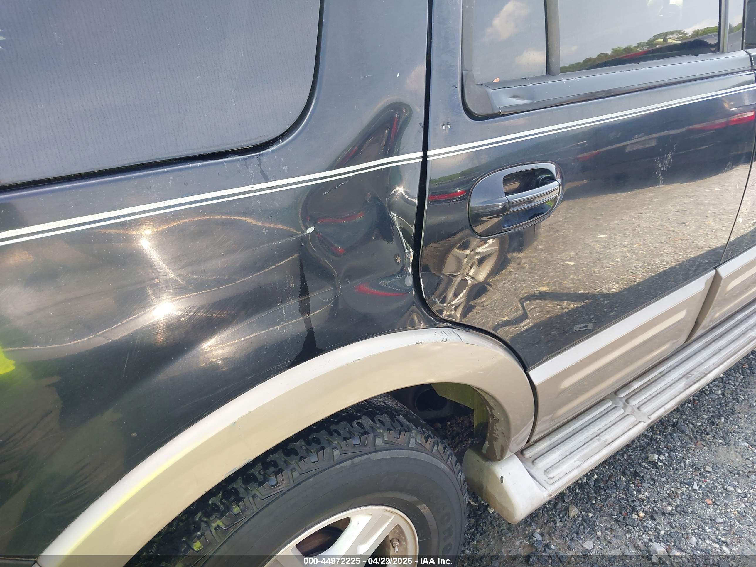 FORD EXPEDITION image 6