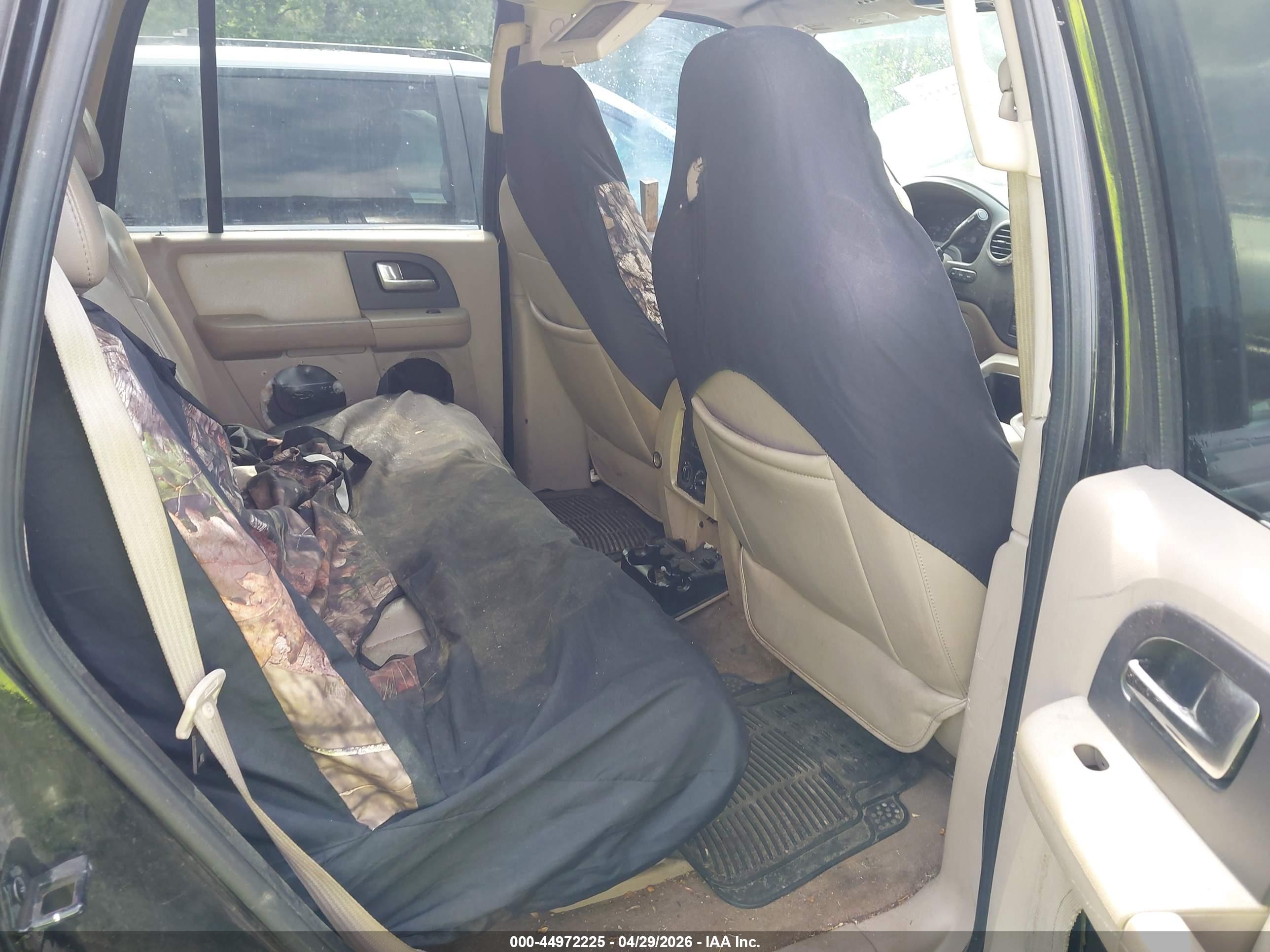 FORD EXPEDITION image 8