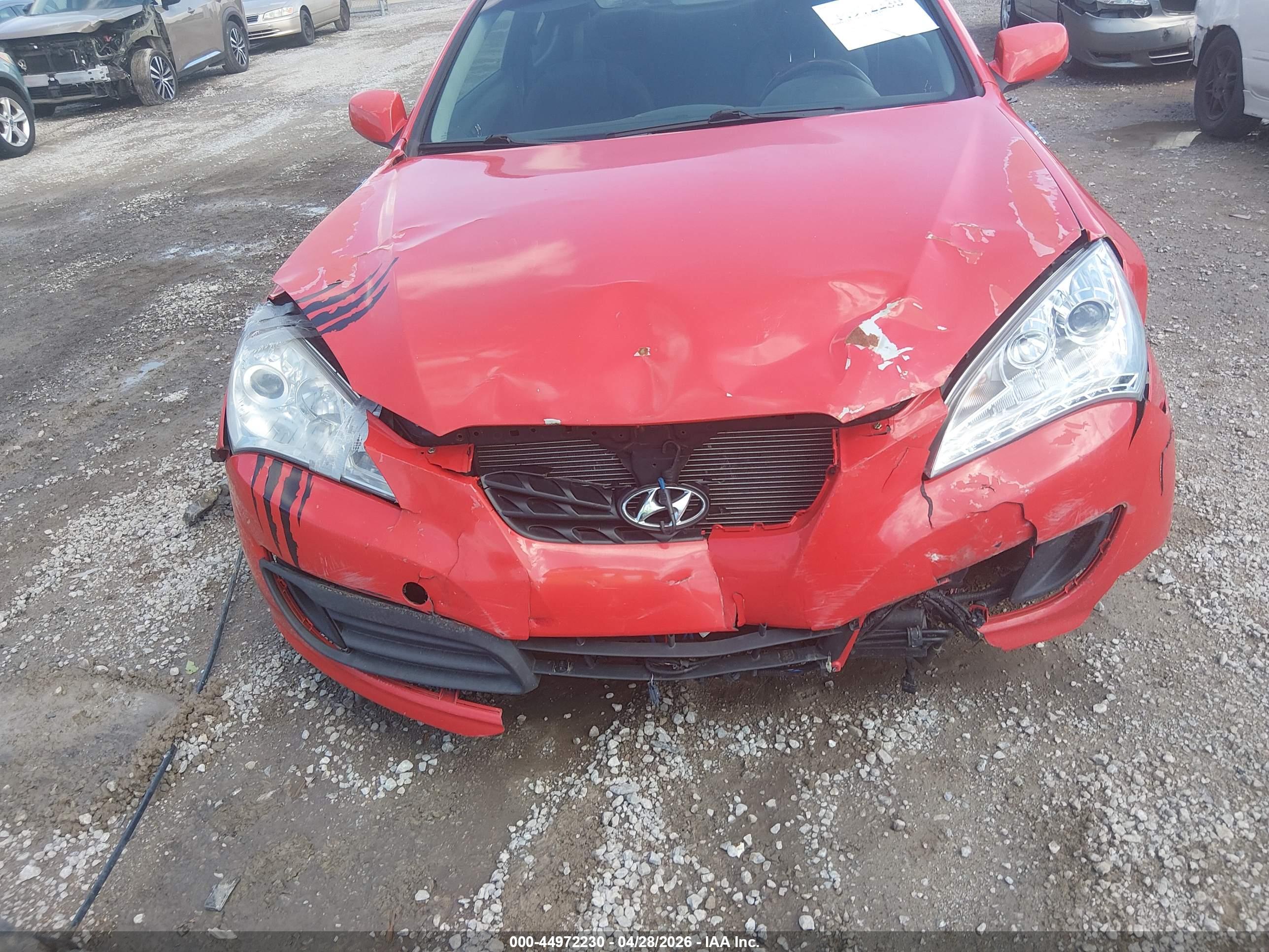 HYUNDAI GENESIS image 6