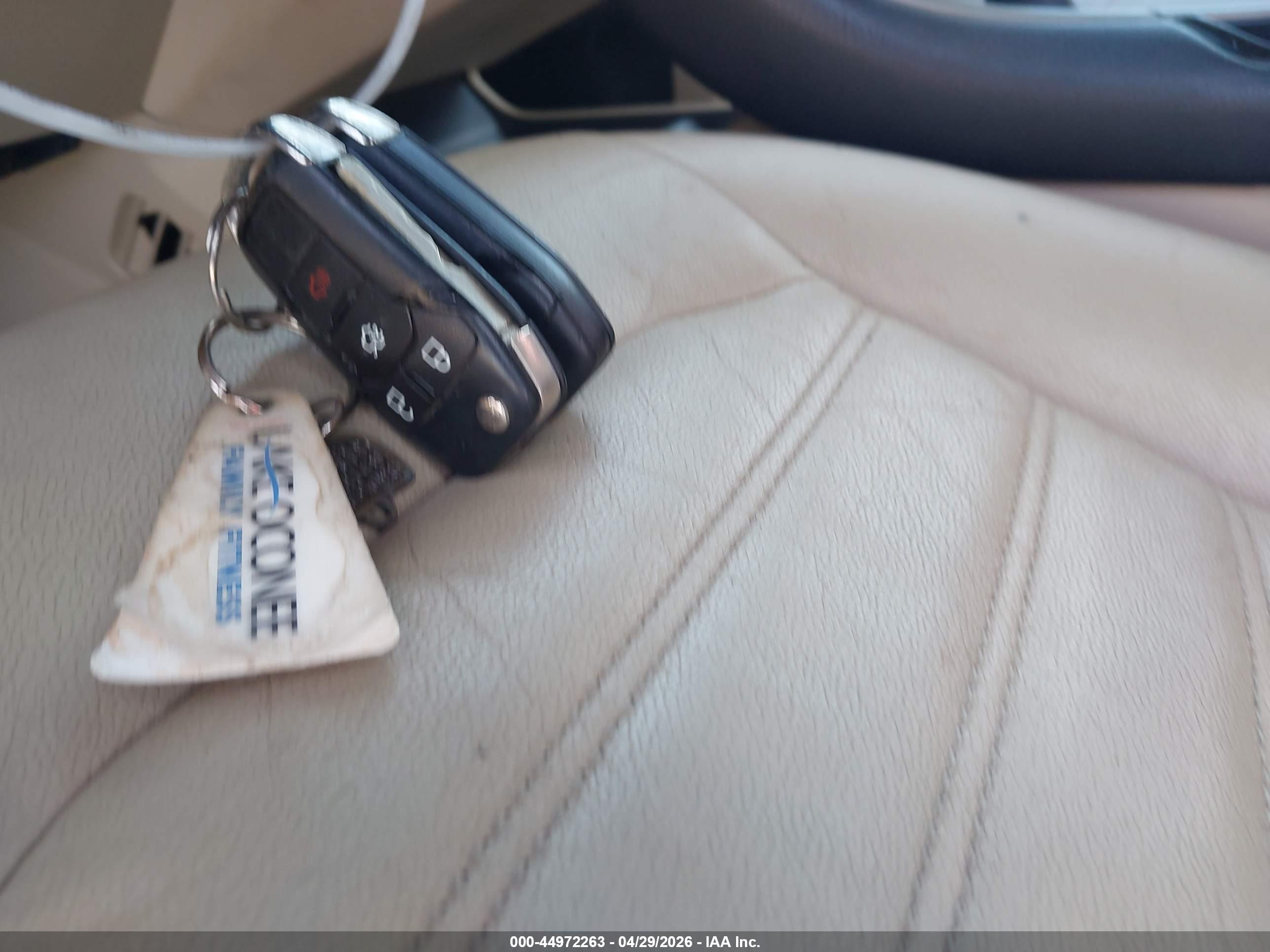 FORD FUSION image 11
