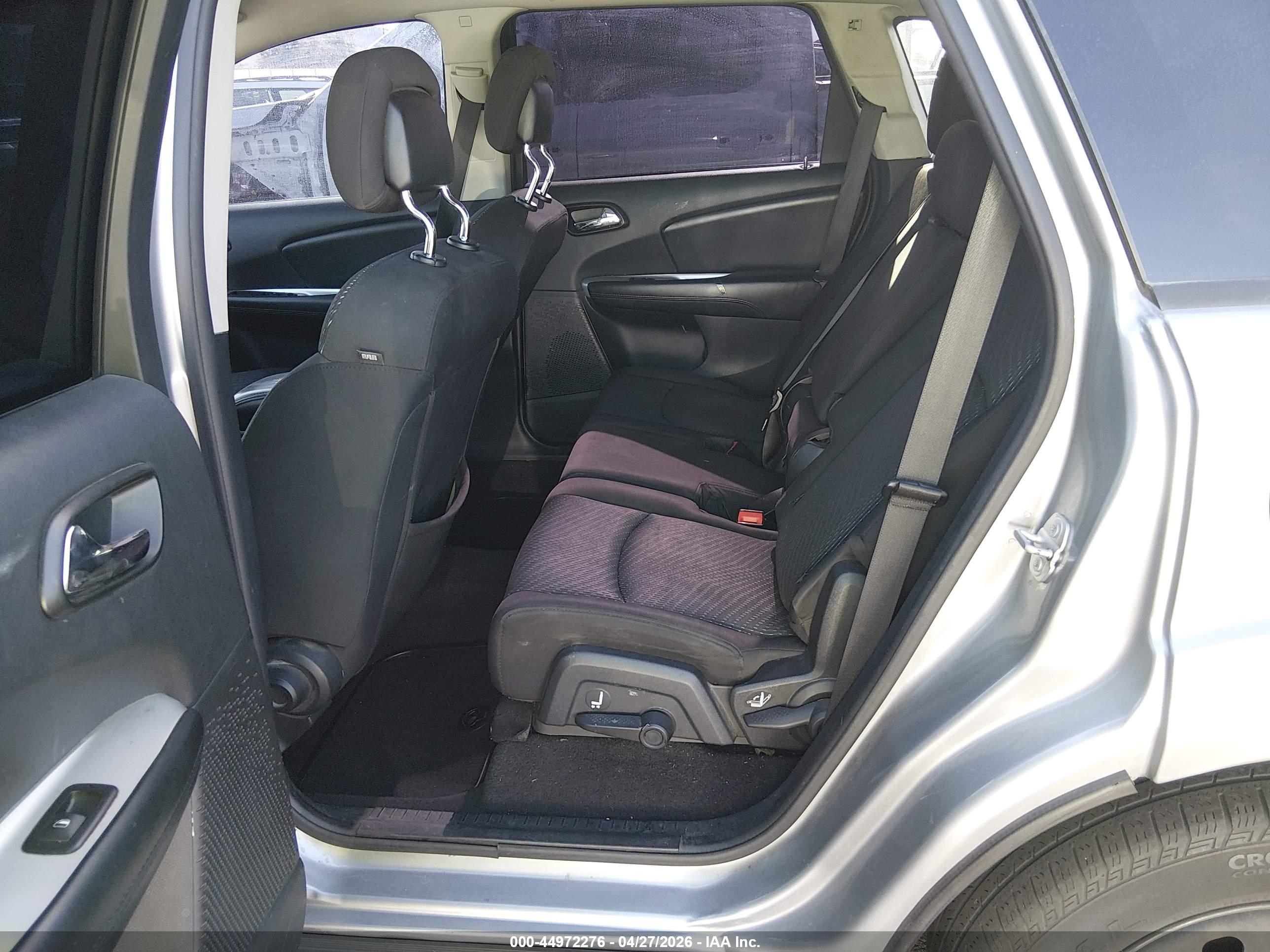 DODGE JOURNEY image 8