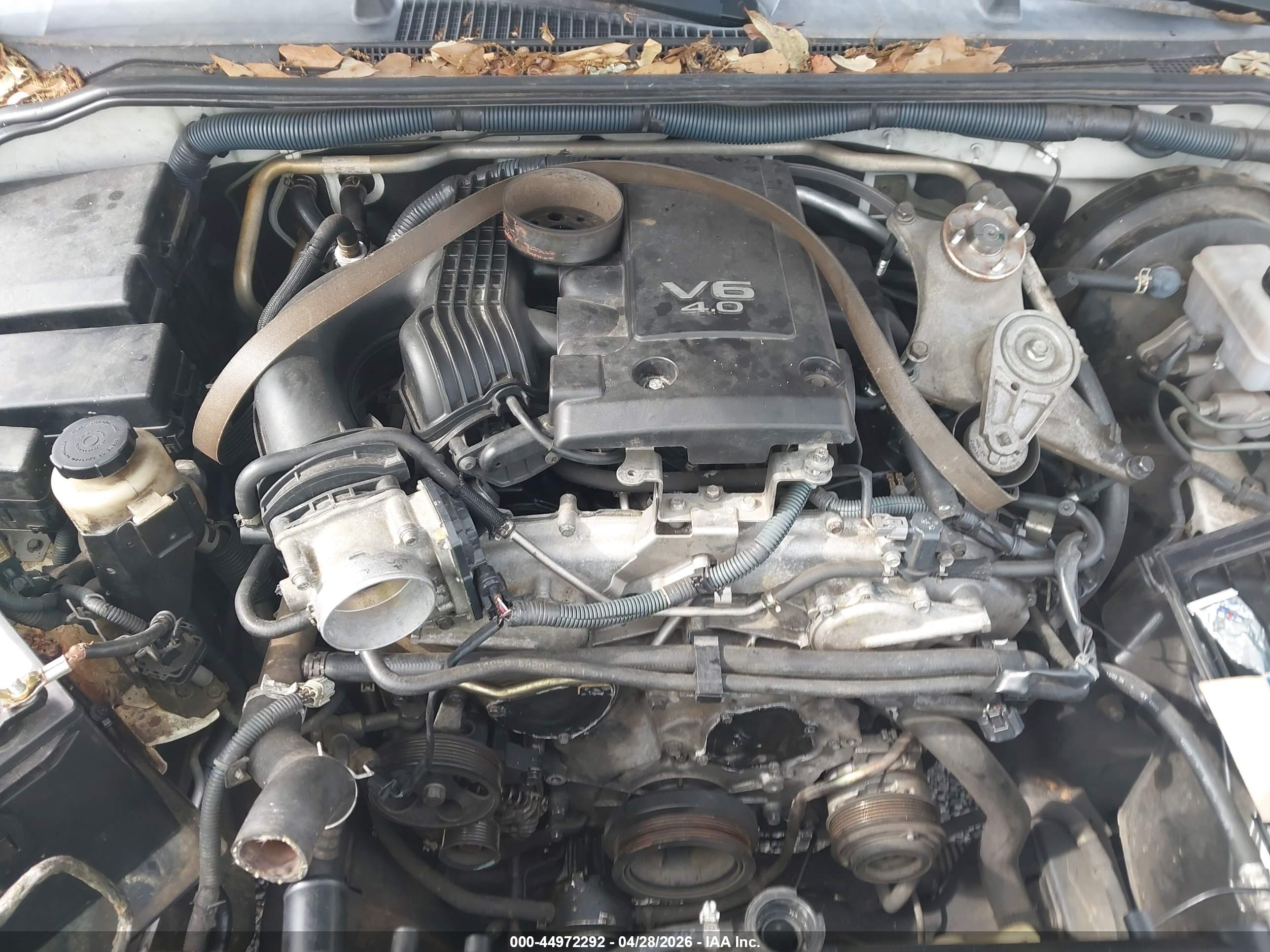 NISSAN PATHFINDER image 6